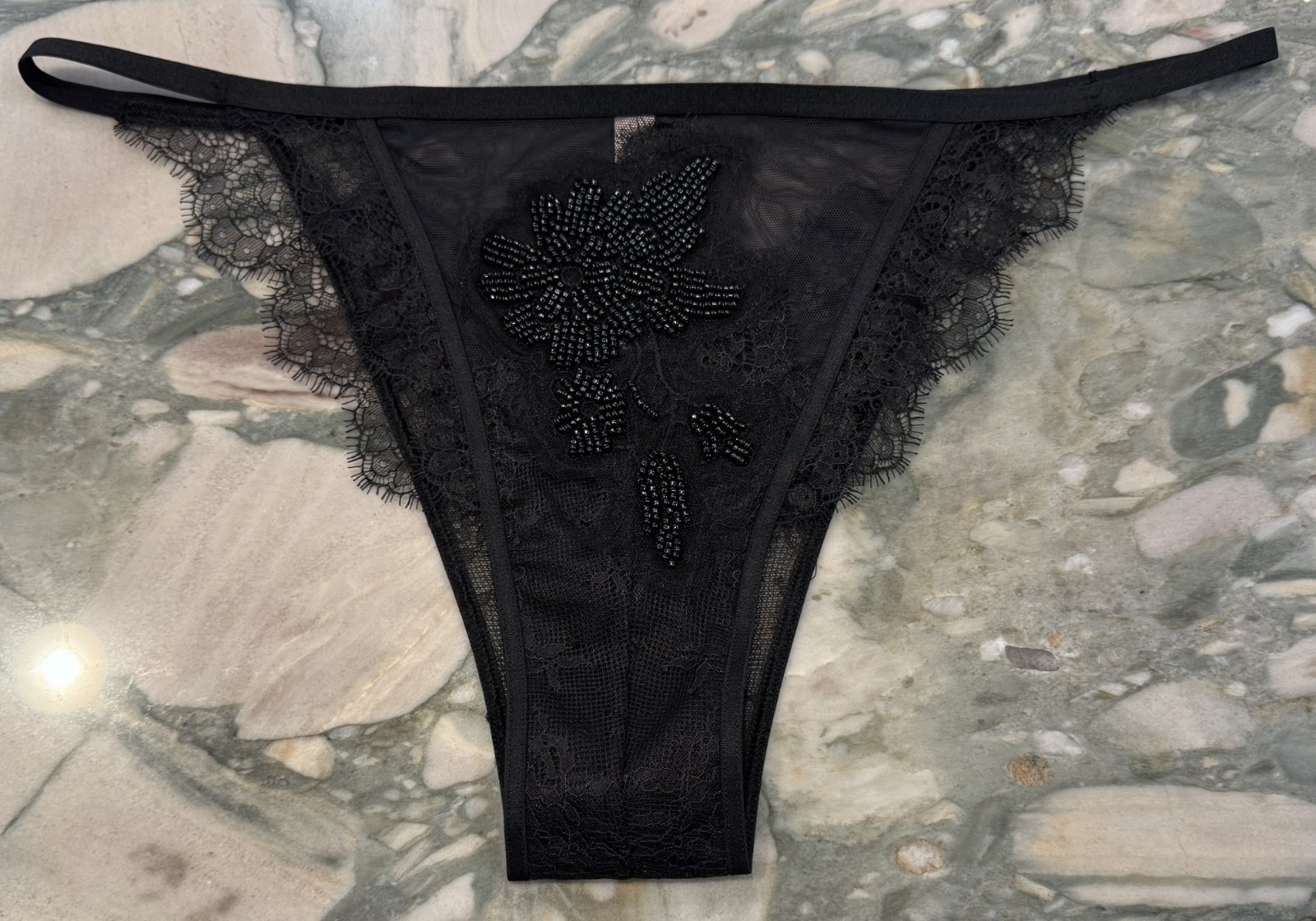 NEW Victoria Secret Dream Angels Luxe Beaded Floral Motif Itsy – Black – XL