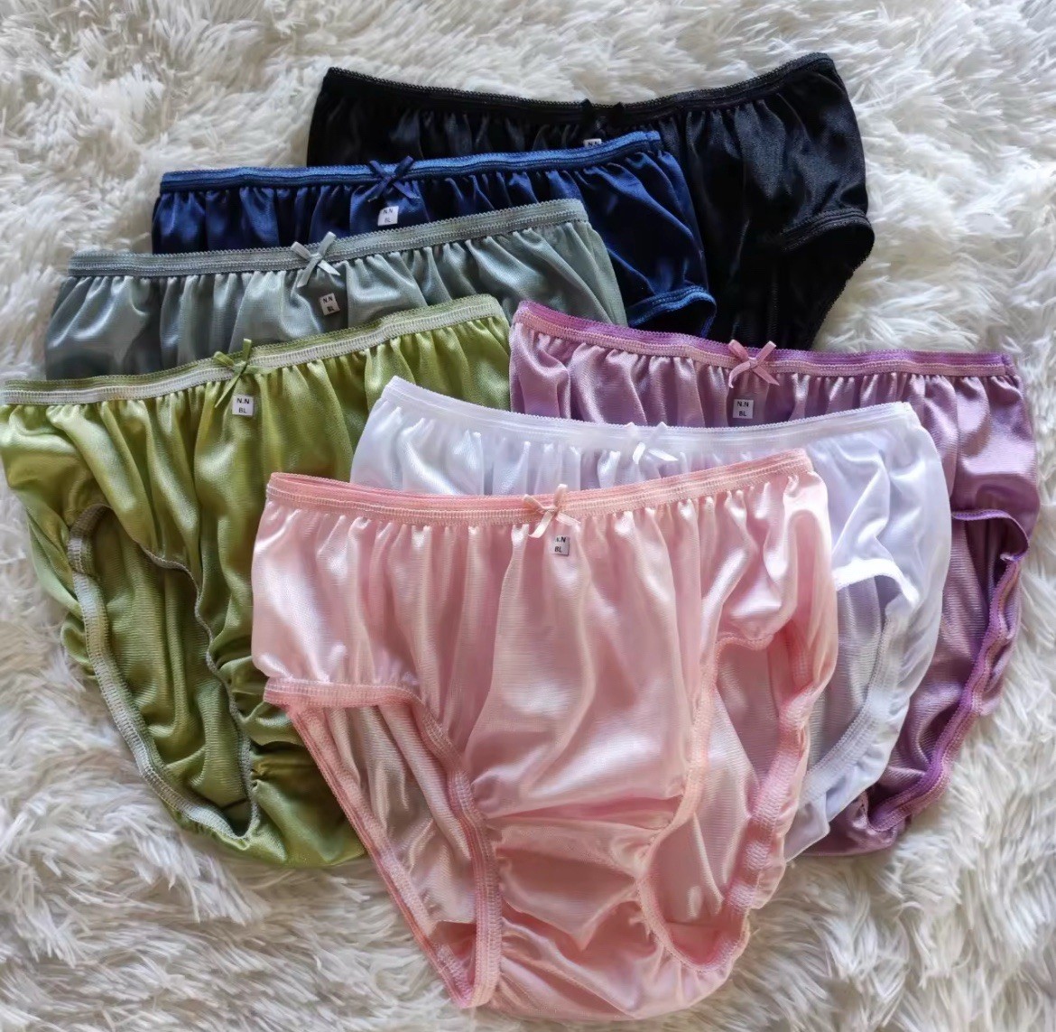 Women Bikini Underwear Nylon Panties Soft Quick Dry Size L Hip 32-38 Inch Random