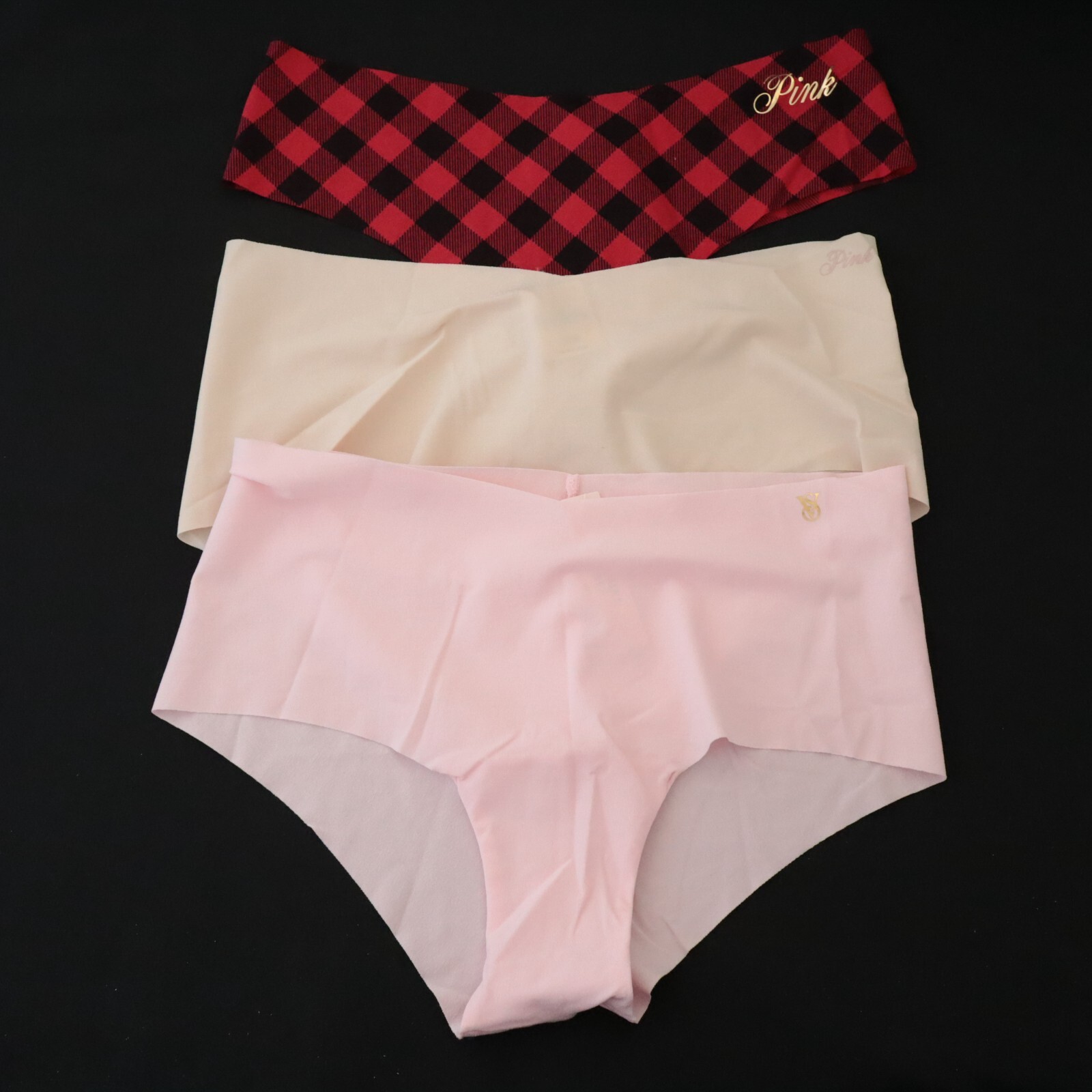 3 NEW Victoria’s Secret Seamless Laser Cut Thong Cheeky Panty Lot MEDIUM