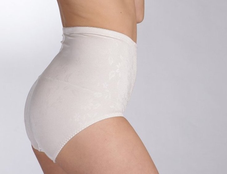 Triumph High waist Hi-Cuts control pants BNWT 12/14/16/18/20 M/L/XL/2XL/3XL