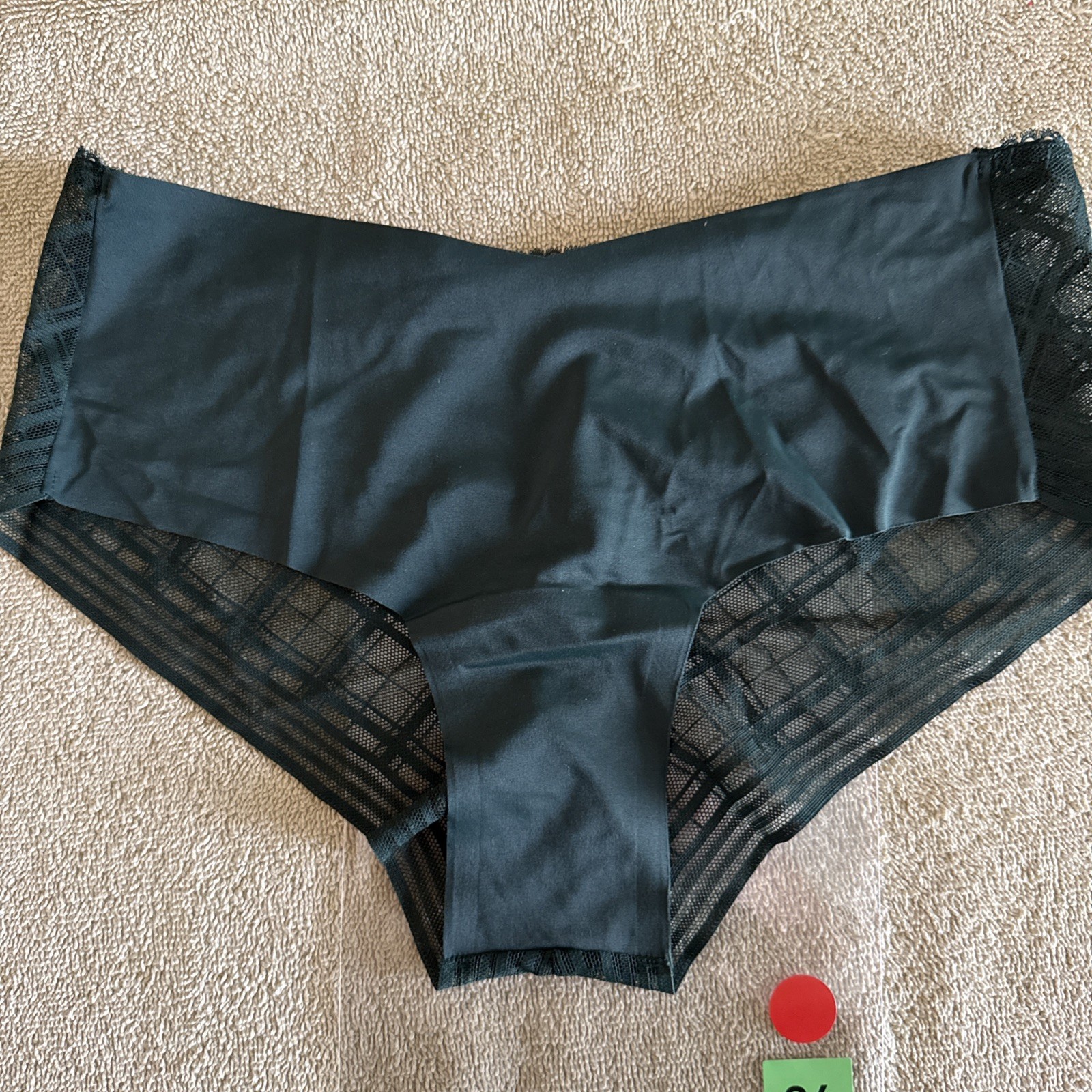 Victoria’s Secret Small Dark Green No-Show Lace Back Cheeky Panties
