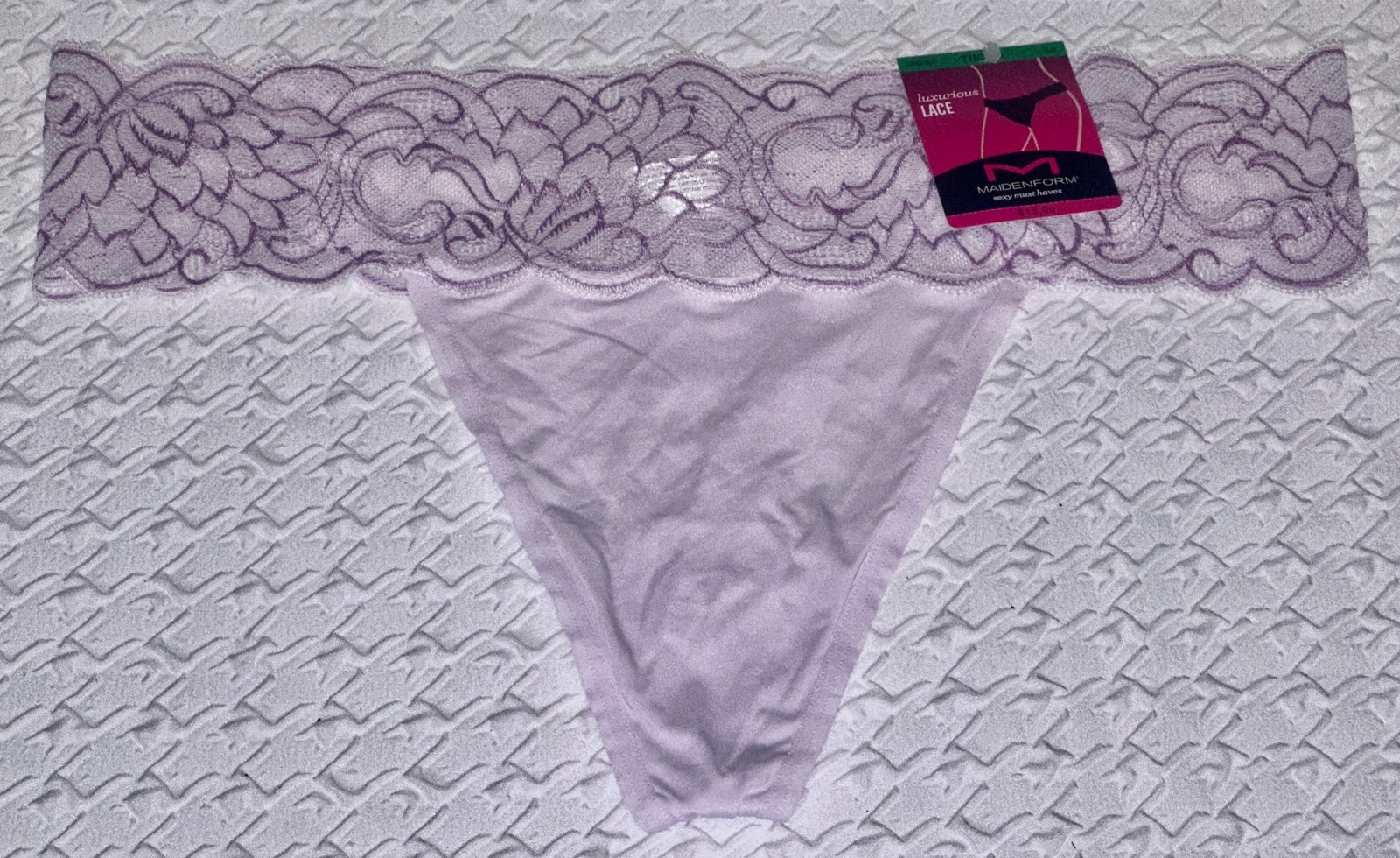 MAIDENFORM Sexy Must Haves Luxurious Bloom Lace Lilac Thong Panty Womens Sz L 7