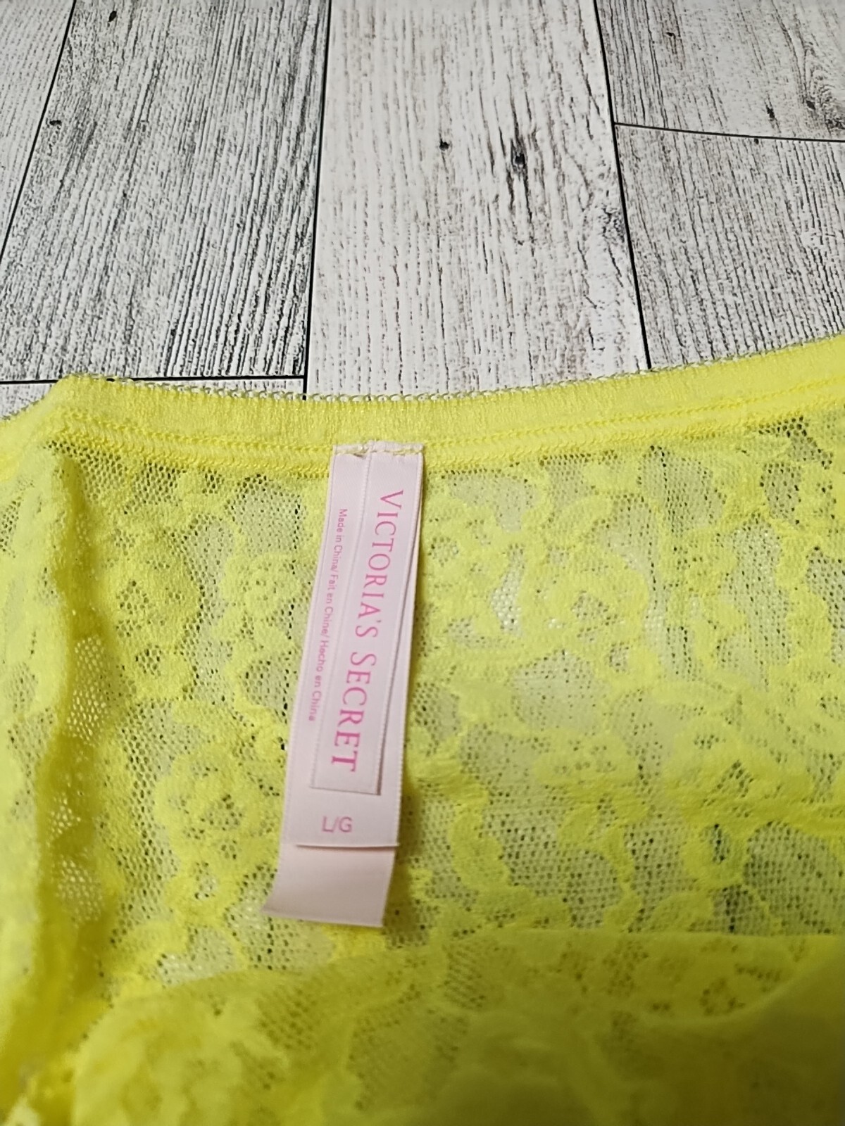 NWT Victoria Secret 2 Pair Panties Size Large – Low Rise Hiphugger/Bikini