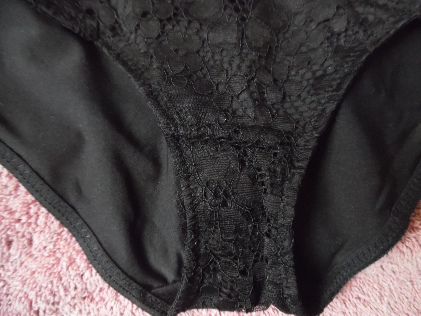 TWO NYLON SPANDEX JESSICA SIMPSON HIPSTER PANTIES 1-BLACK,1-WHITE LARGE L