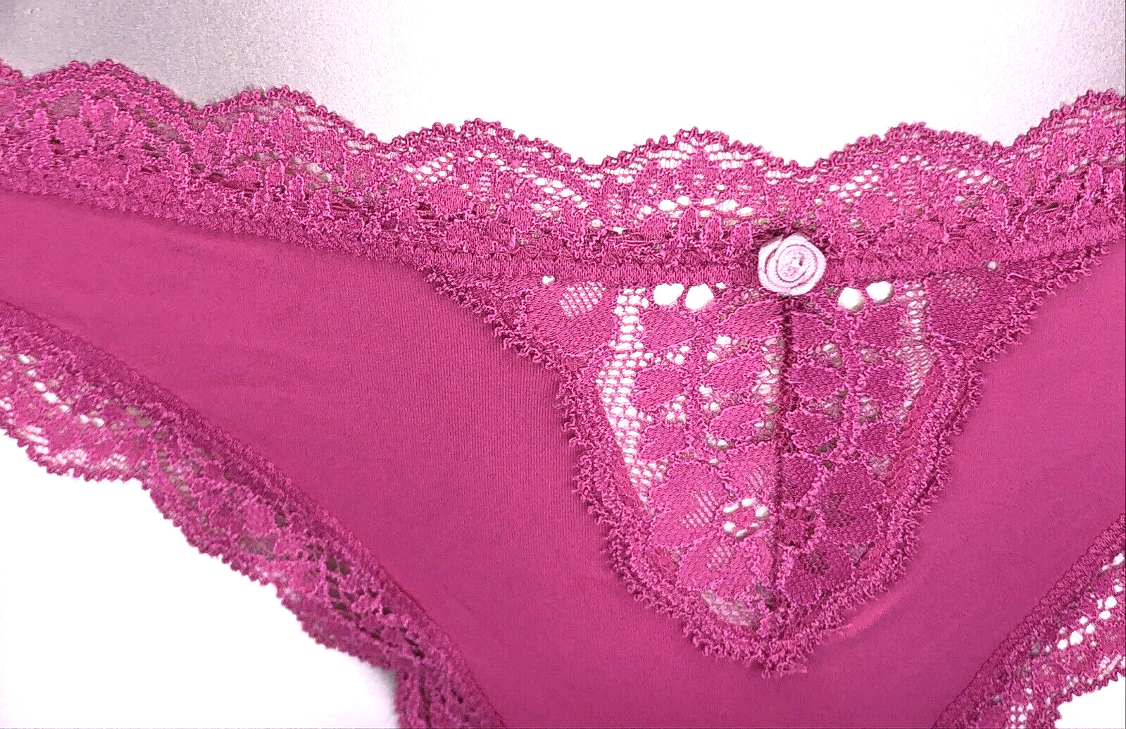 Victoria’s Secret Dream Angels NWT Large Pink Lace Trim Thong Panty Cute Soft