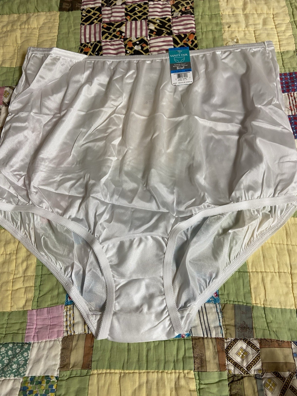 Vanity Fair Womens Perfectly Yours Brief Size 9 Star White 15712 NWT