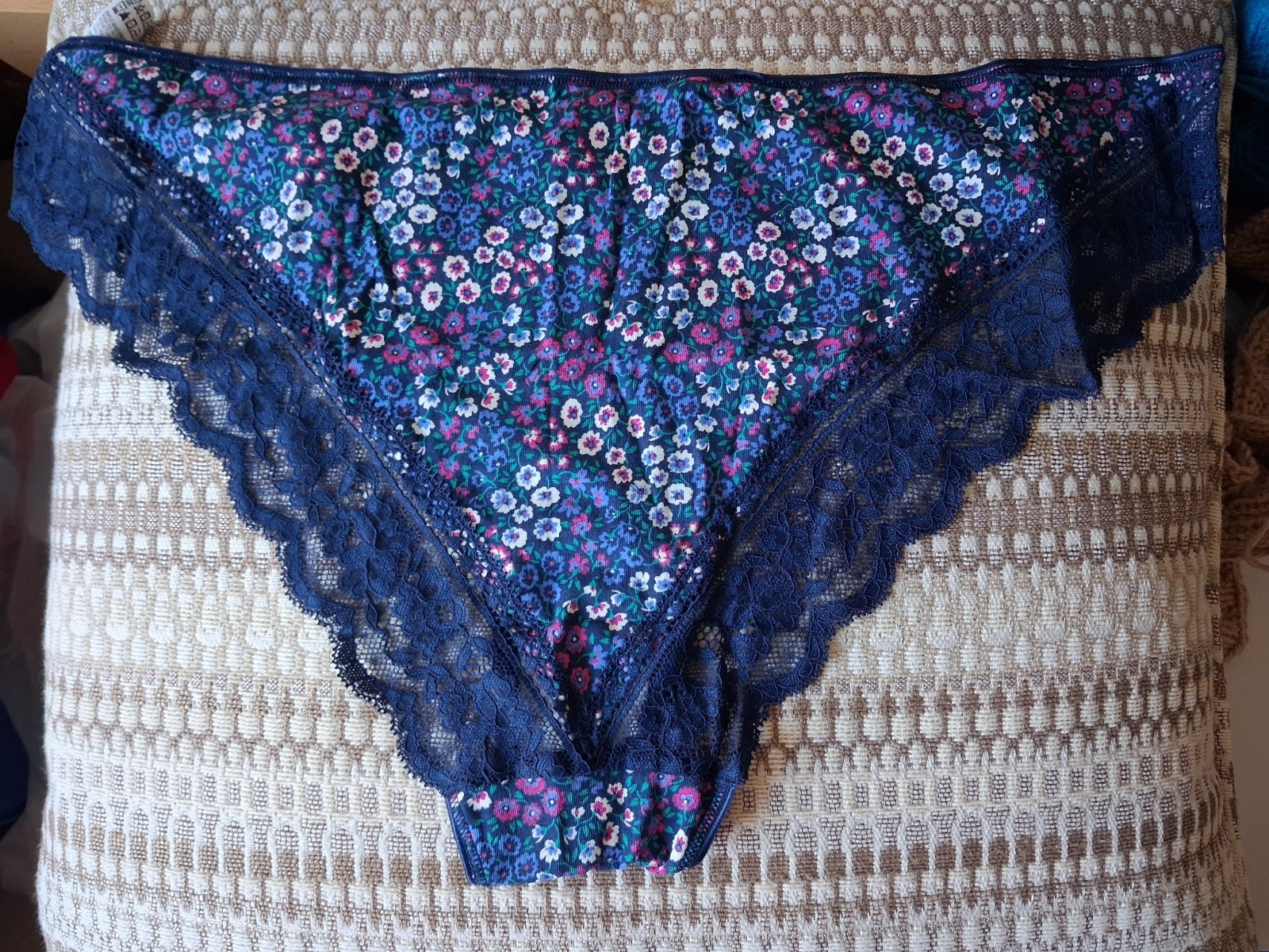 Marks and Spencer Women’s Knickers Size 20 Cotton Brand New