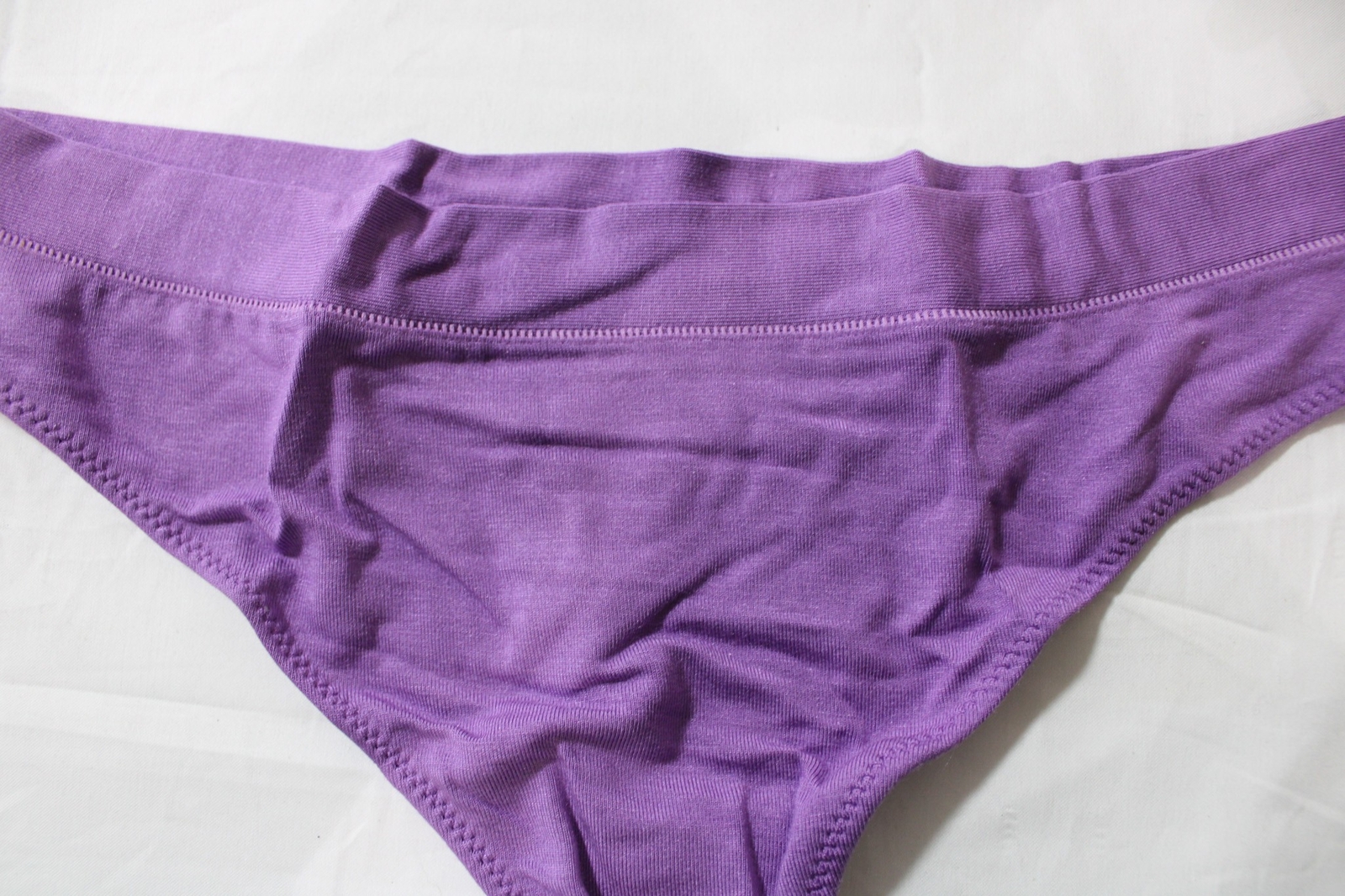 MeUndies Women’s UltraModal FeelFree Thong DH3 Passion Fruit Small NWT