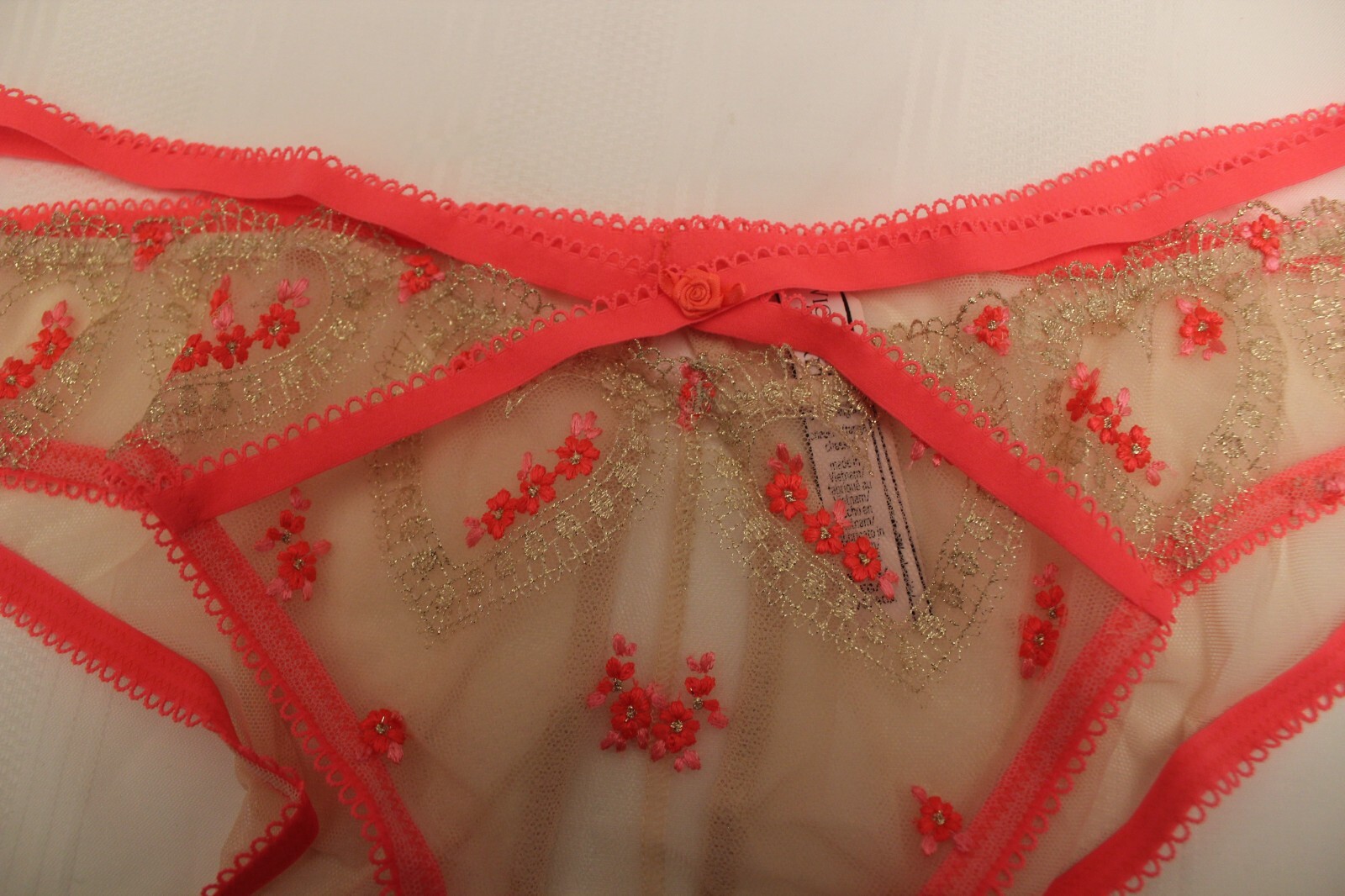 XL Victoria’s Secret Dream Angel Heart Embroidery Keyhole Coral Cheekini Panties