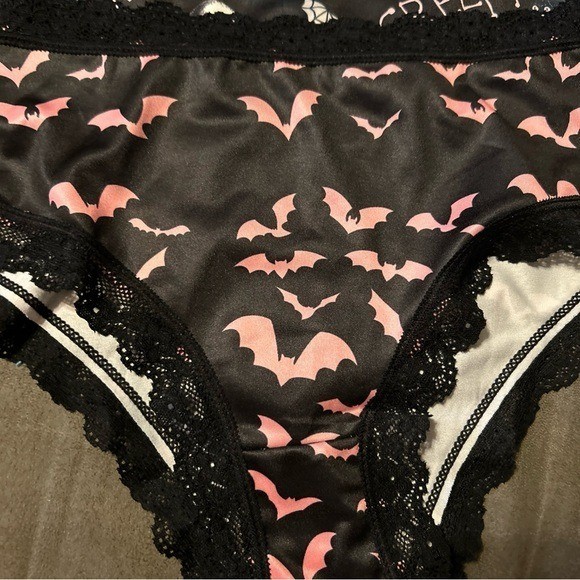 Morvia 3pk lace trim goth Emo Punk panties L skull Moon, Cats, Bats Lingerie 2X