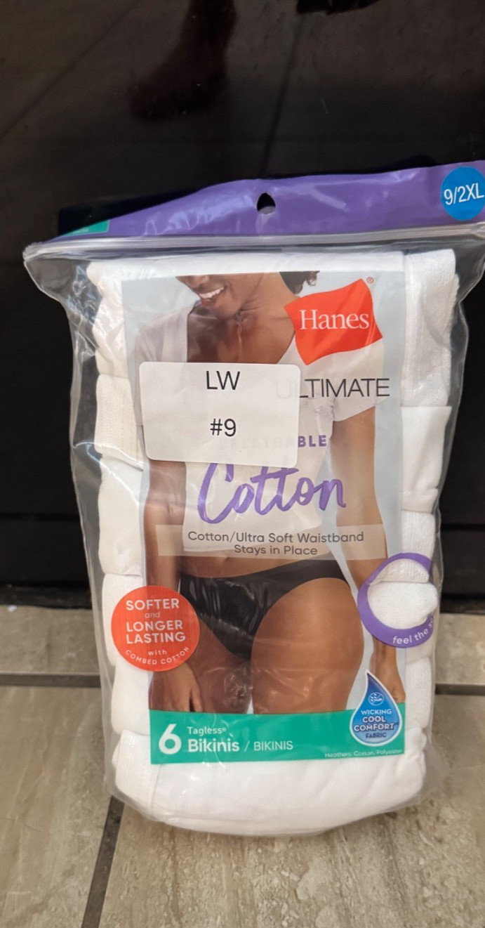 Women”Hanes”White, Breathable Cotton Bikini underwear 6 pairs. Size 9/2XL. NWT