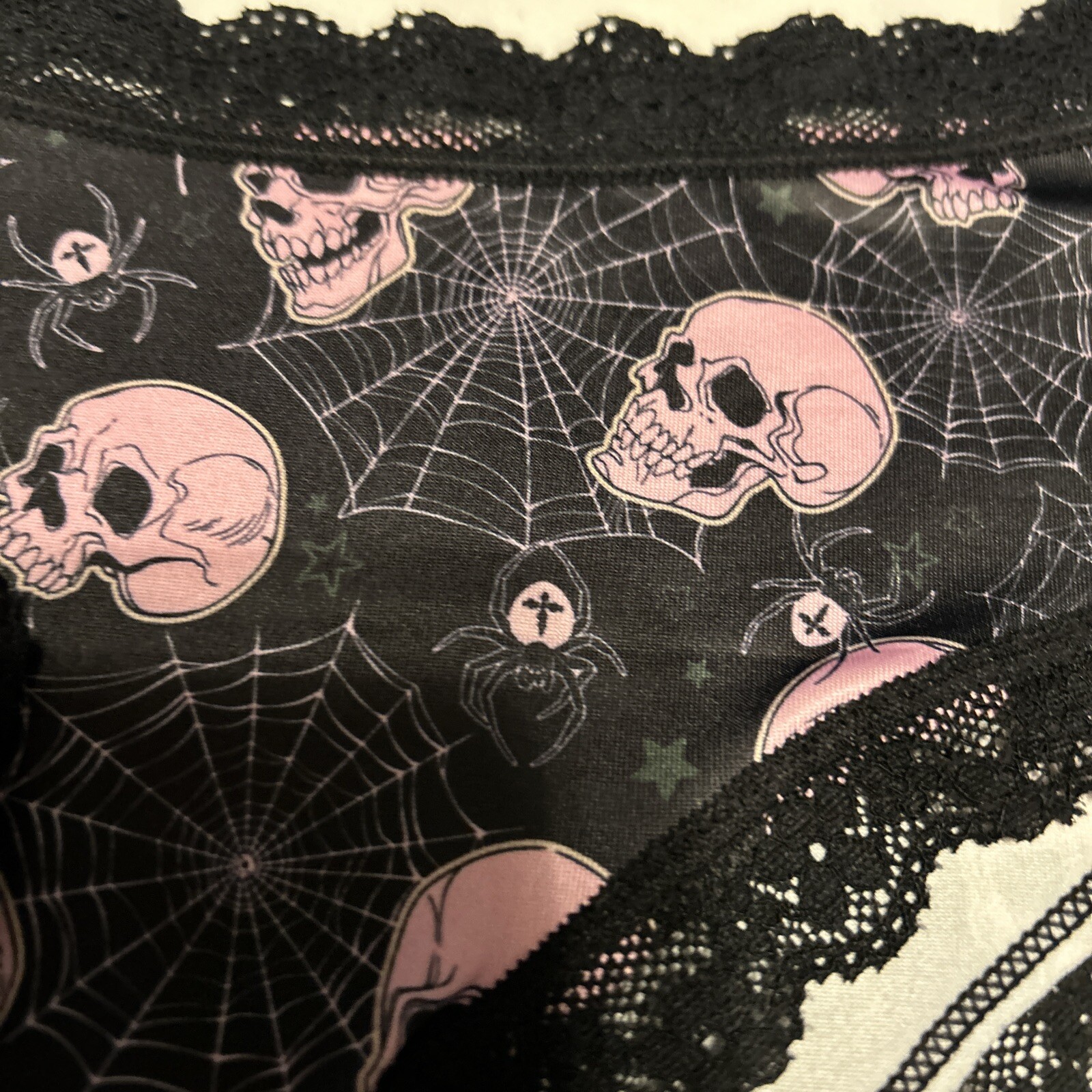 Morvia 3pk lace trim goth Skater Emo panties L Skulls Eyeballs Lilac Cauldron