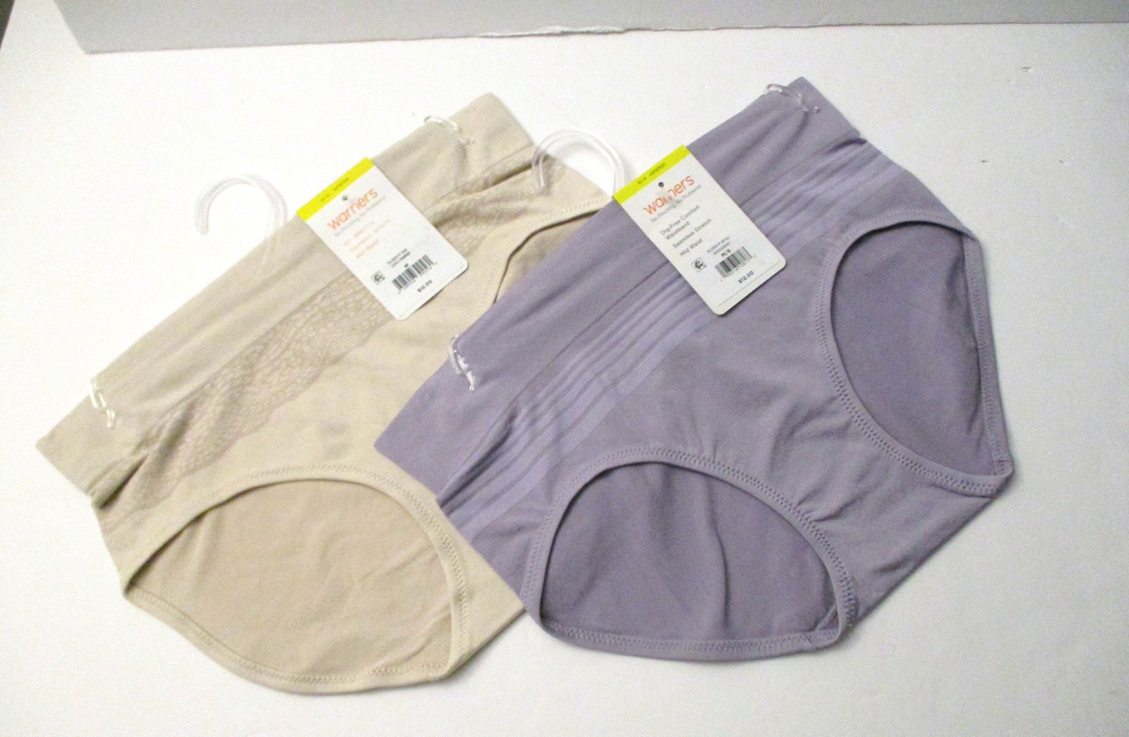 Warners hipster seamless stretch panties 2 pair size 6/M
