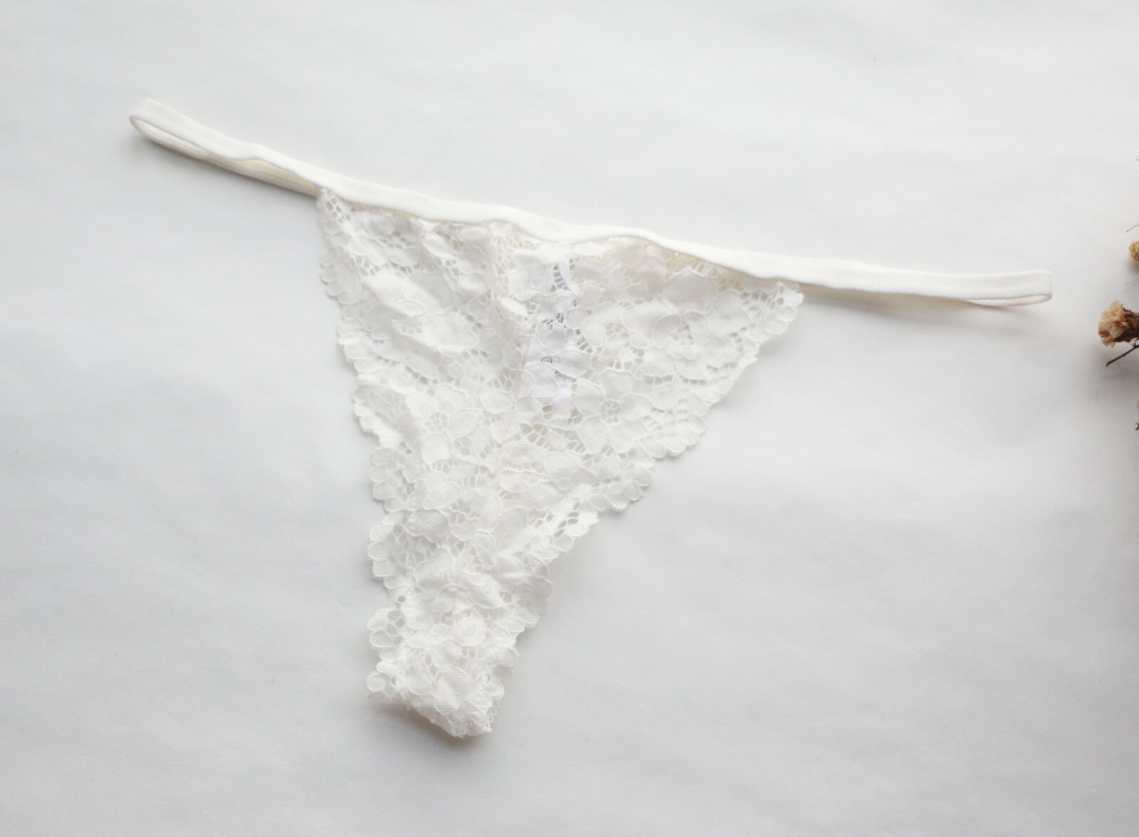 Women Sexy Thongs Floral Mesh T-back Underwear G-string Knickers White XS-M-L