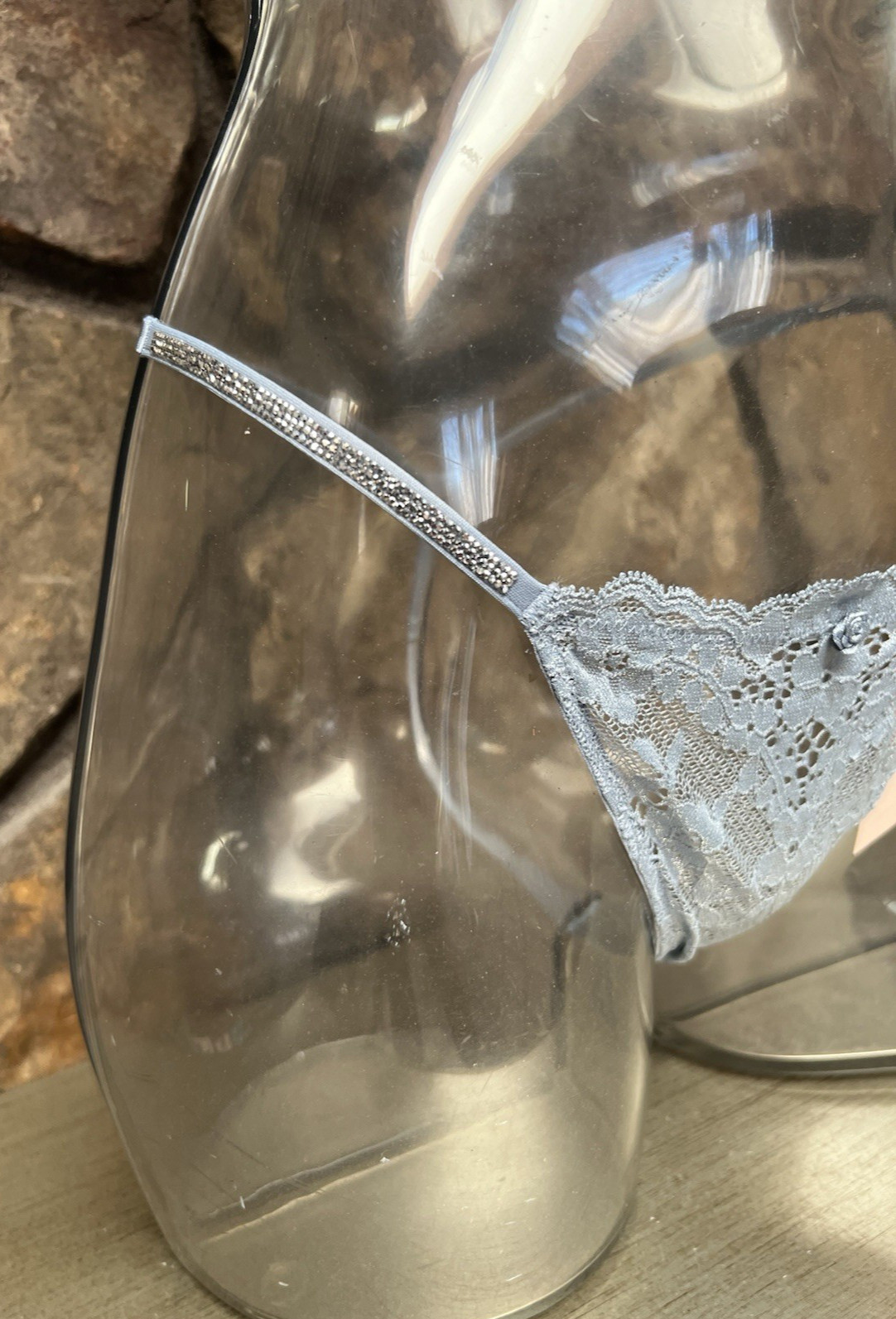 Victoria’s Secret ANGELS Twinkle Silver Lace Shine Strap V-STRING Panty Sz S NWT