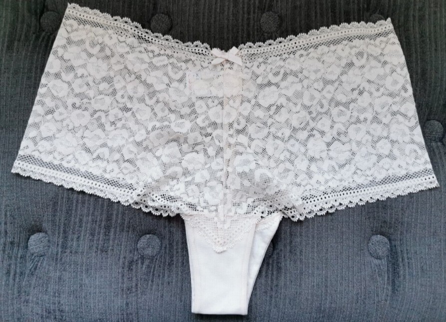 Next Beige Lacey Floral Shorts Size 12