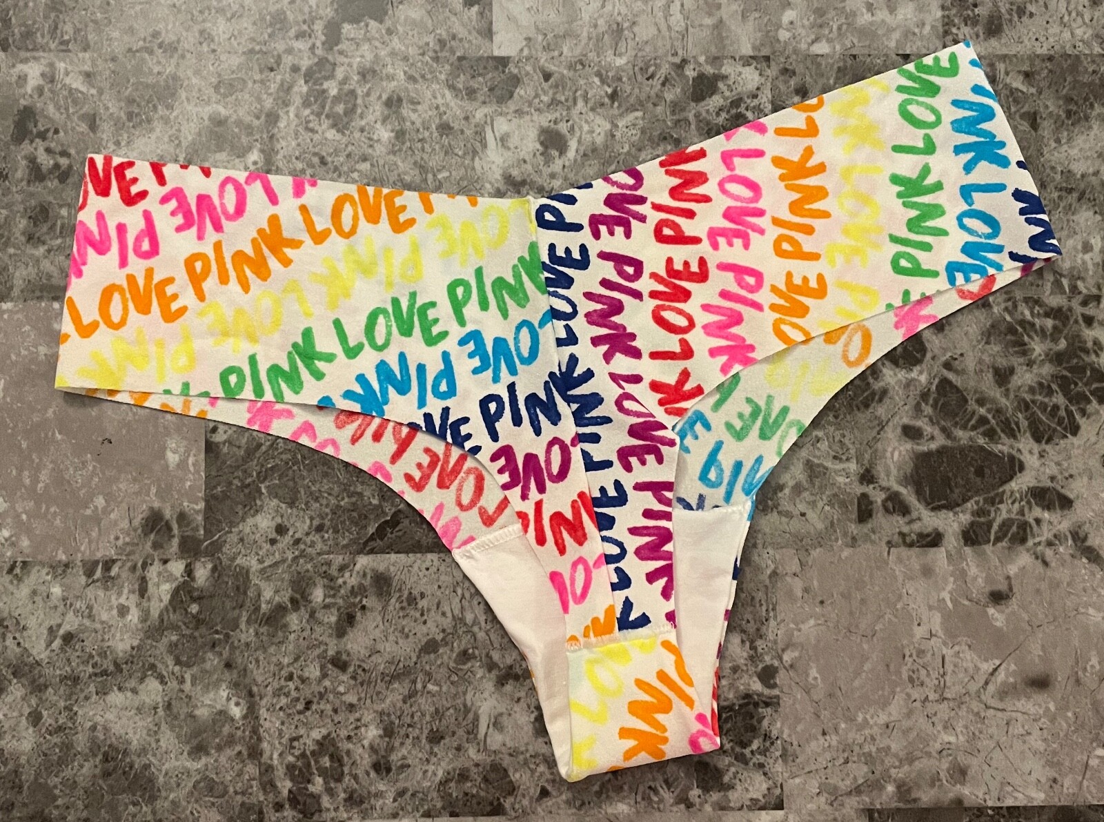 NWT VICTORIA’S SECRET PINK NEON YELLOW GREEN RAINBOW LOGO NO SHOW THONG PANTIES