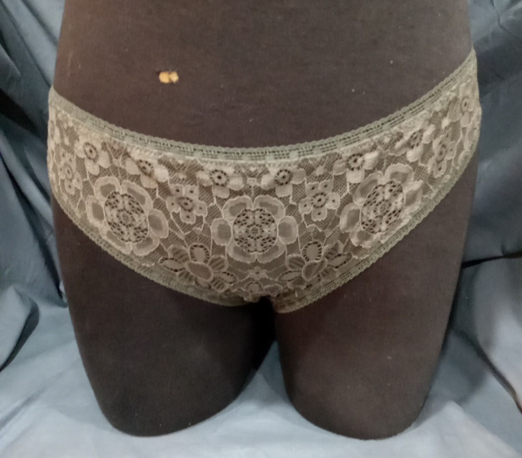 Eres Frivole Bala Lace Olive Thong Size FR:40 US:8 New With Tags.