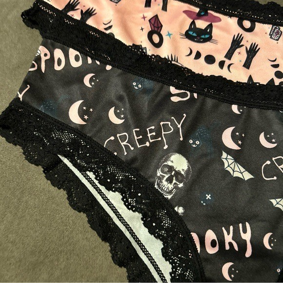 Morvia 3pk lace trim goth Emo Punk panties L skull Moon, Cats, Bats Lingerie 2X