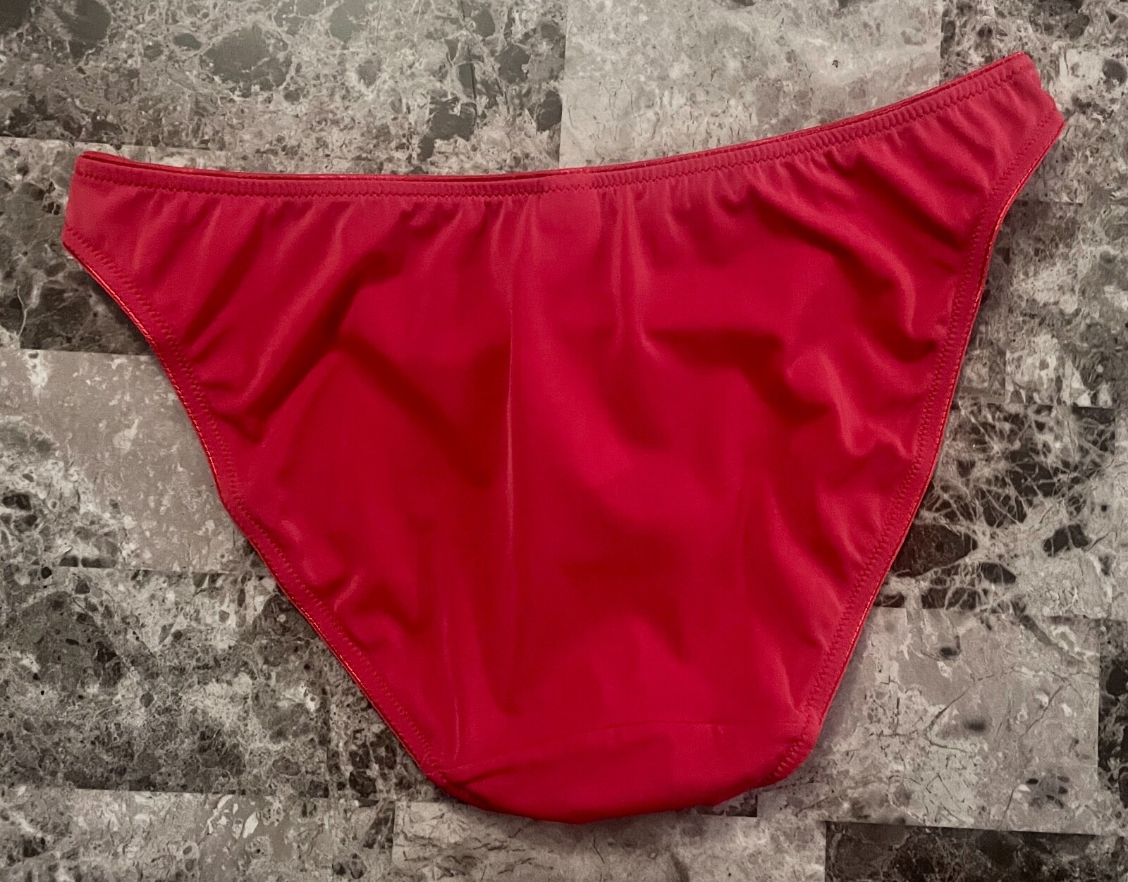 NWT LA SENZA LARGE RED MESH SHEER EMBOIDERED FLORAL SMOOTH BIKINI PANTIES