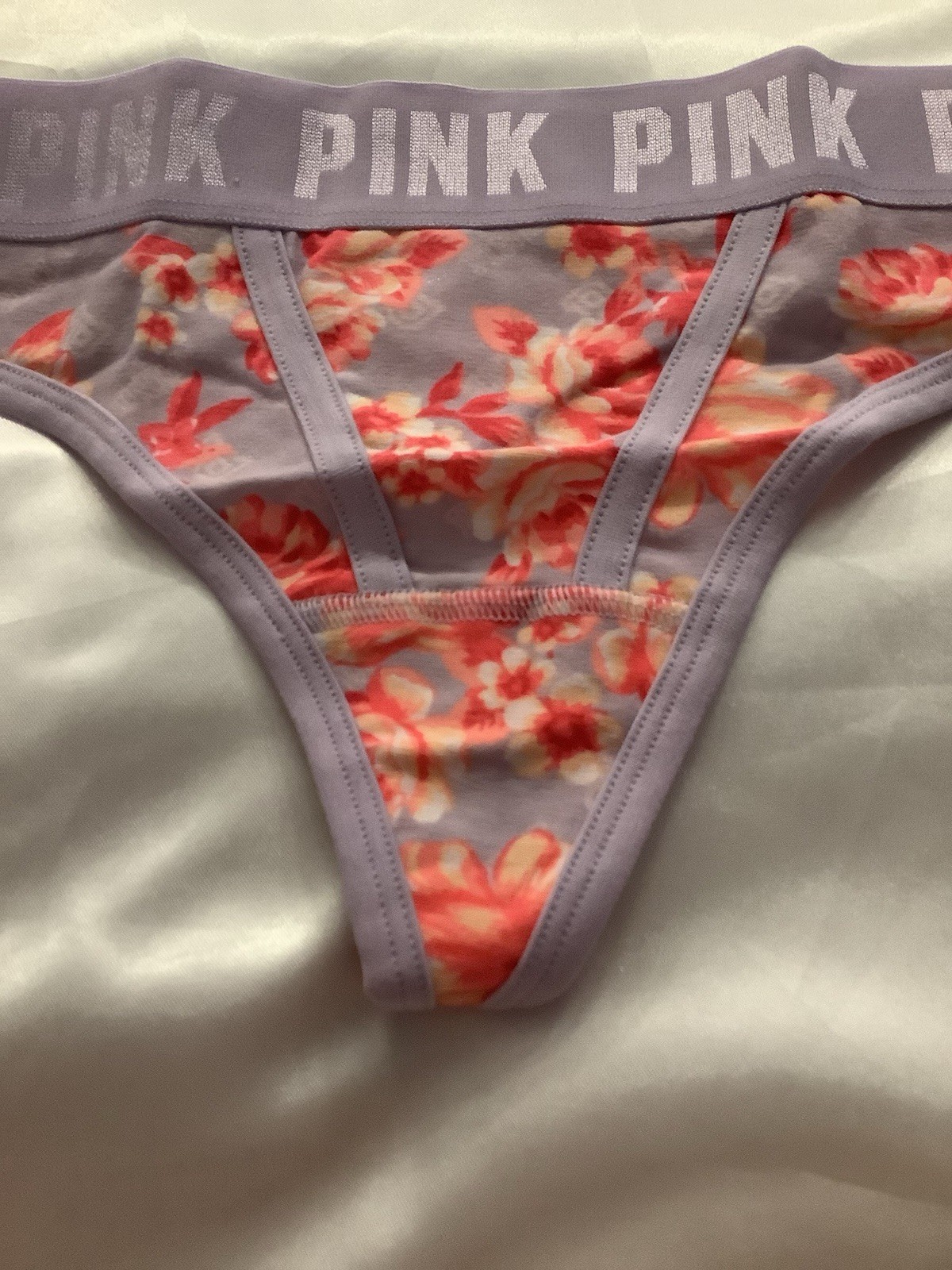 Victoria’s Secret PINK Women’s Thong Panties Purple Floral Boy Binding 1pk Large