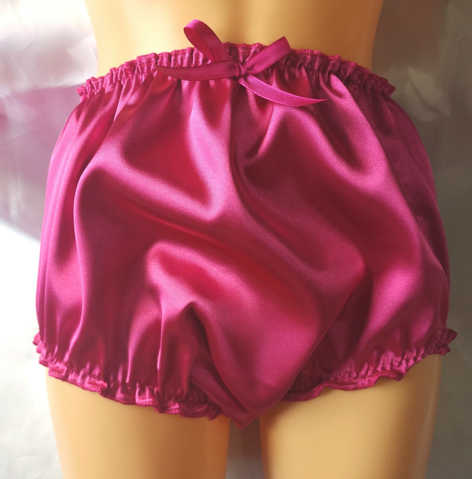 🌸MADE TO ORDER* Plain “SATIN SISSY Granny style Knickers”..8″ sides.🌸
