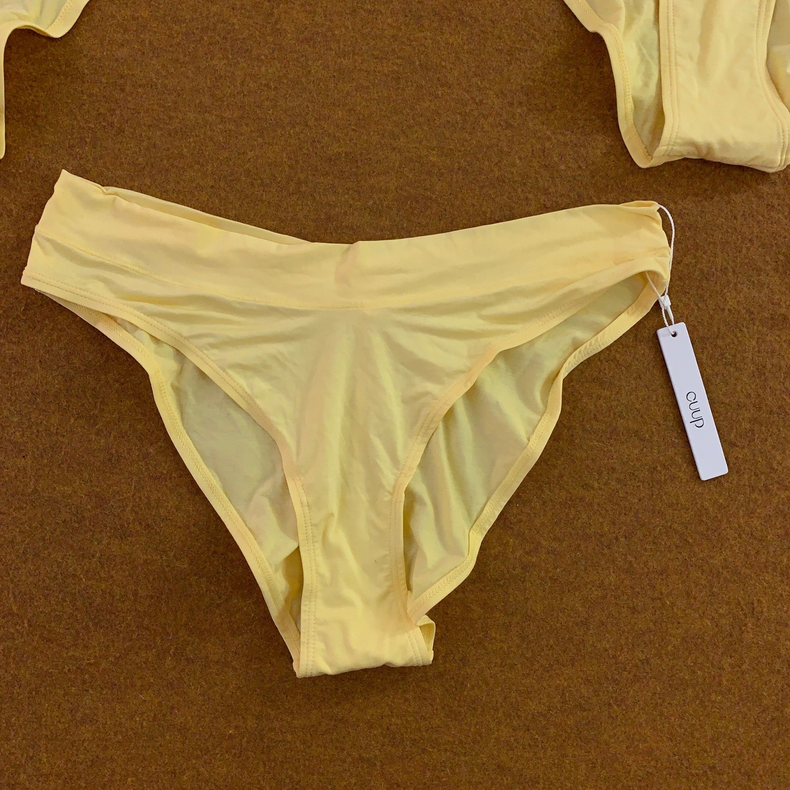 CUUP Womens Medium Honey Yellow Modal Stretch Bikini Panty 3 Pack NWT *Flaw