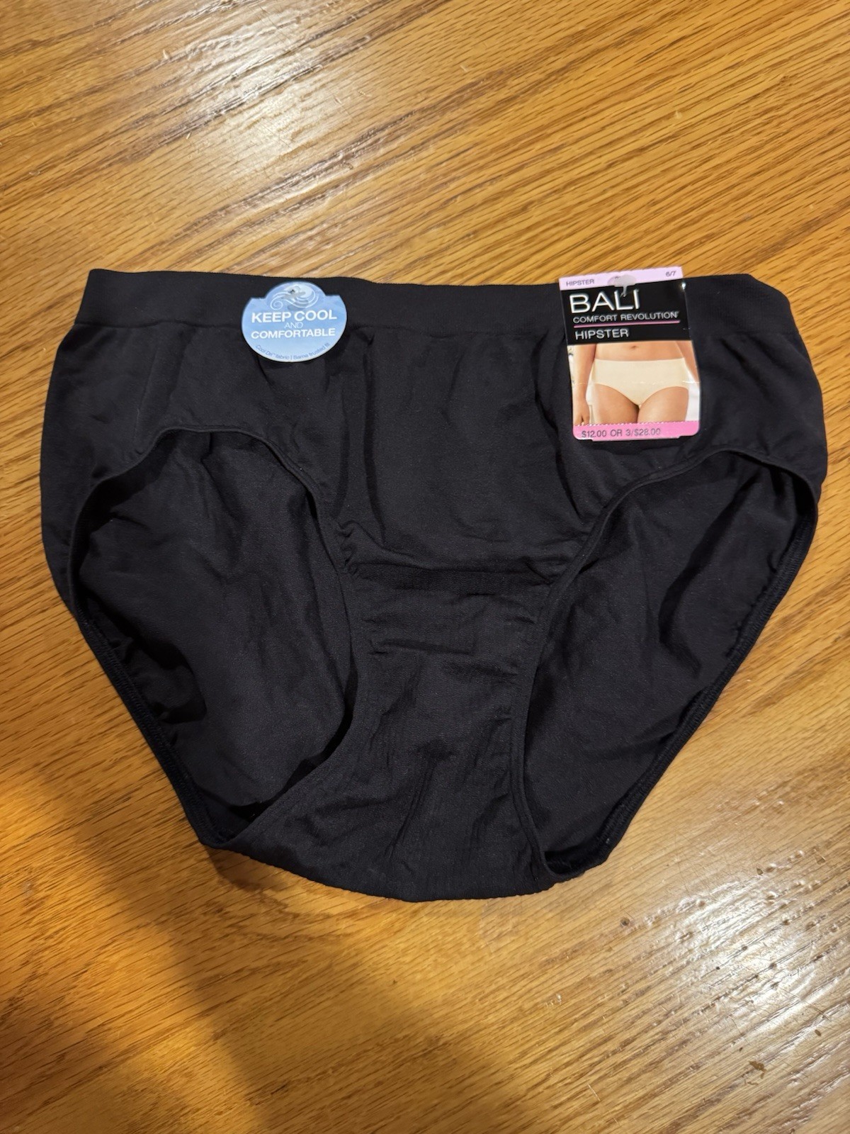 BALI Comfort Revolution Smooth Comfort Black Hipster Panty NEW Womens L 7