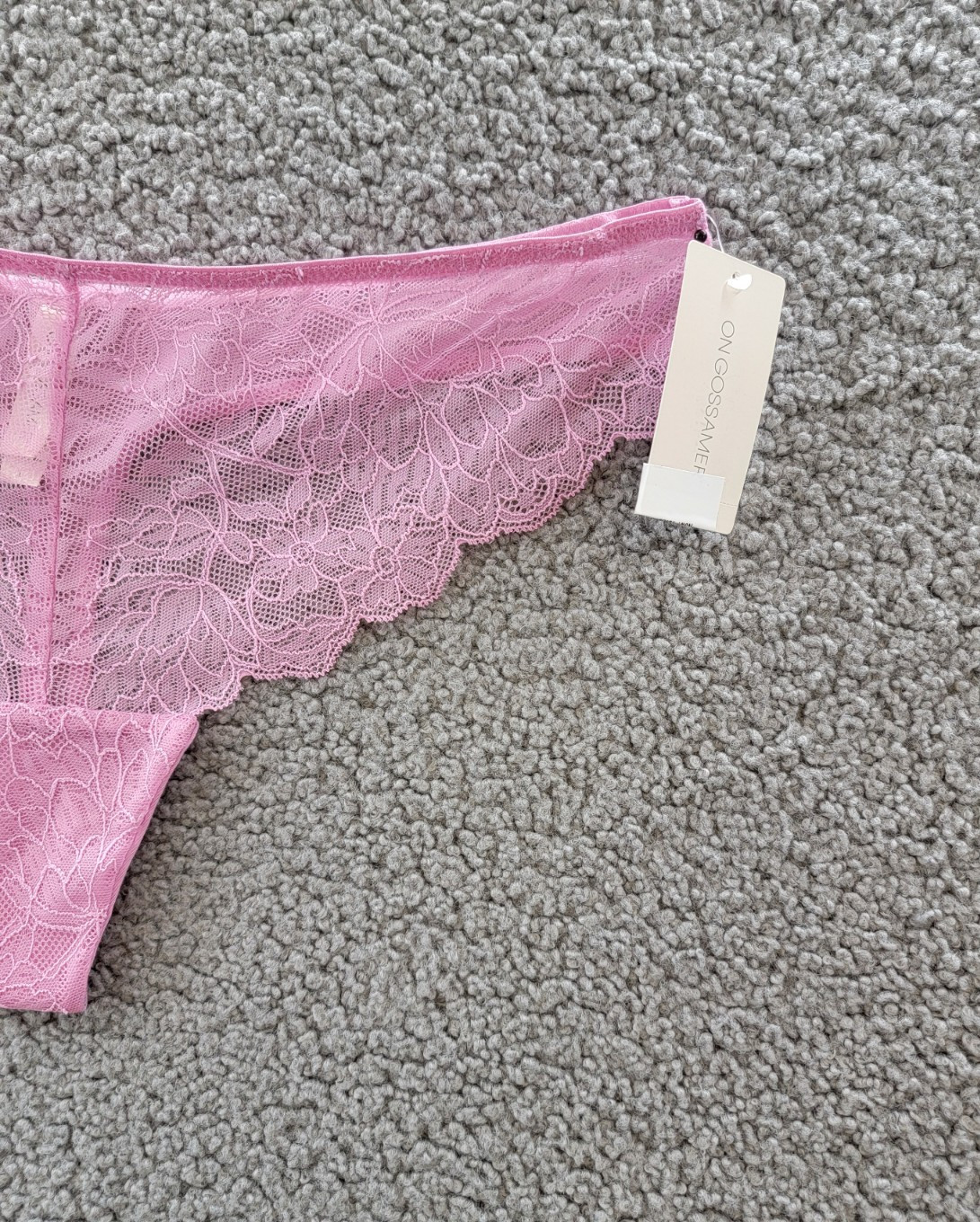 On Gossamer Luxe Semi-Sheer Lace Front Thong Women’s Large Pink Berry Pull On