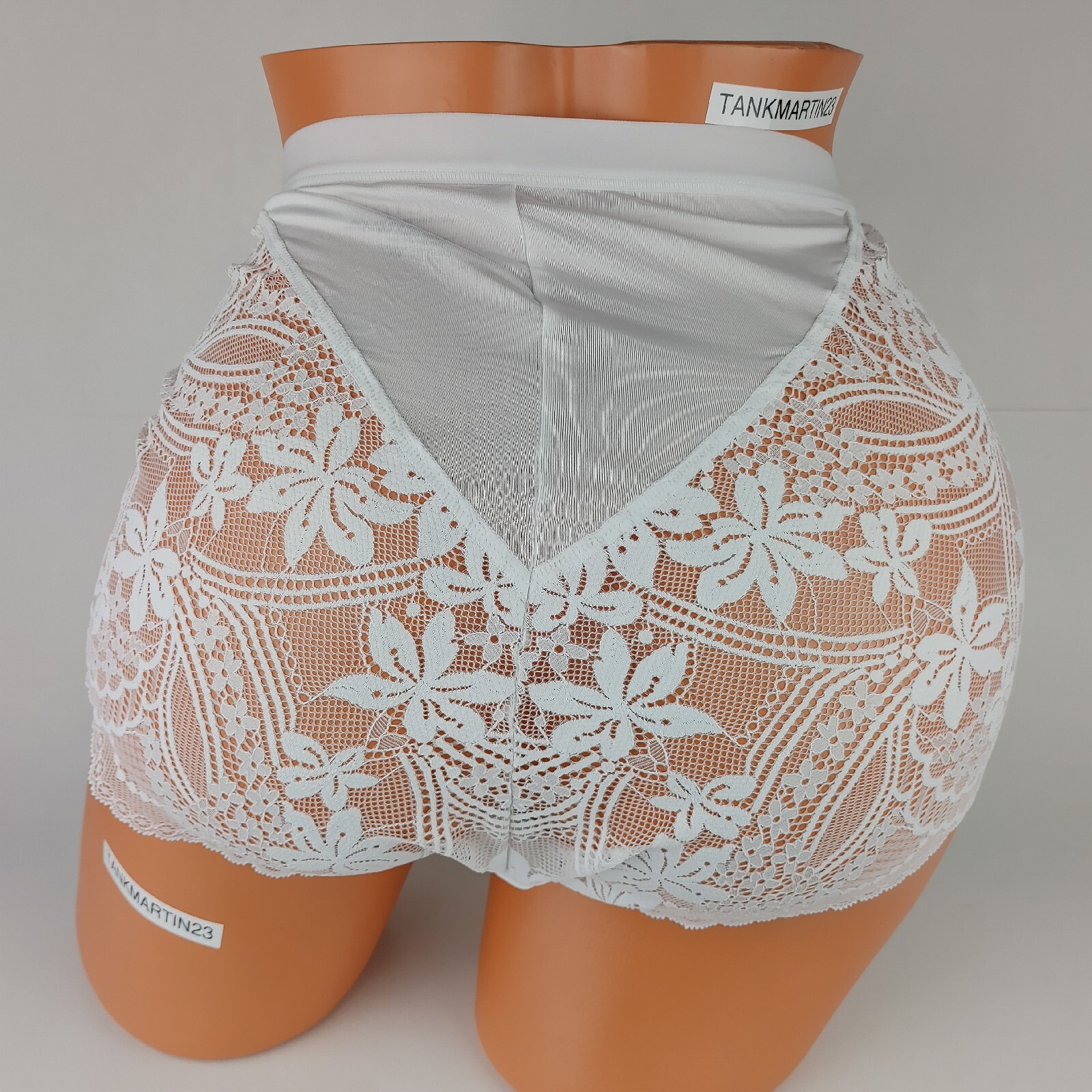 LANE BRYANT CACIQUE NO SHOW FULL BRIEF 18/20 PANTY PLUS WHITE W/ WHITE LACE SEXY