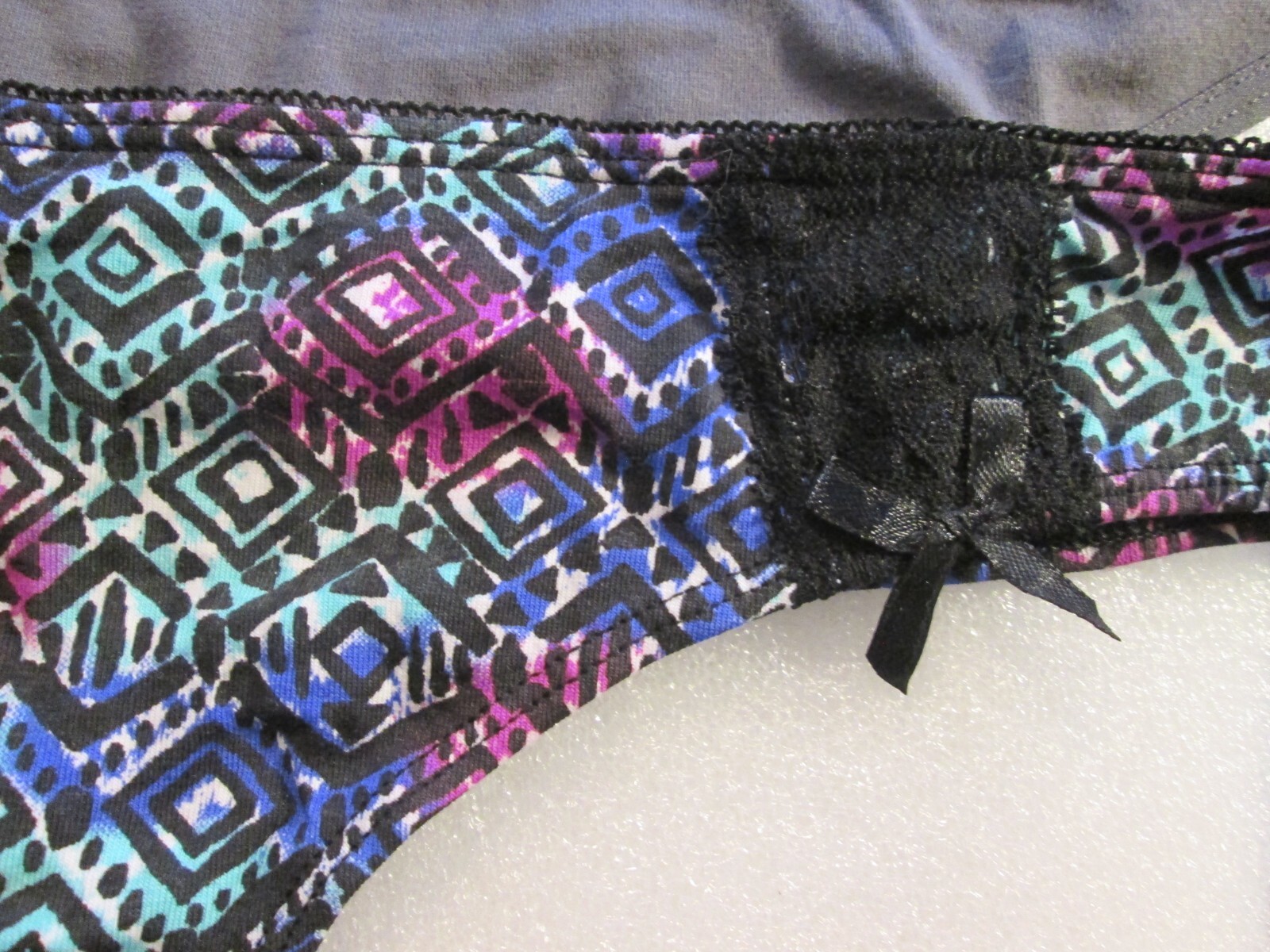 New 4 Ladies Thongs Cotton Panties💚Size XL💚Jewel Print, Blue, Black,Gray💚