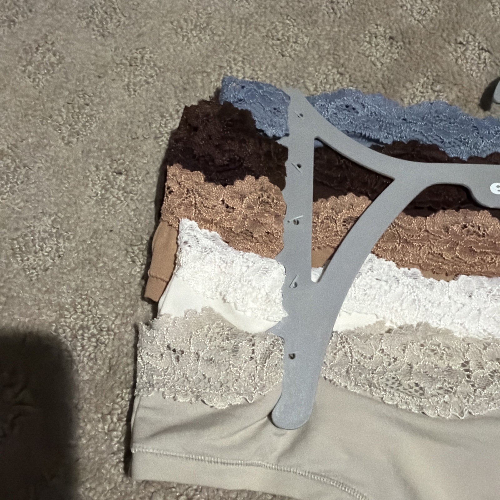 Essentials By Rene Rofe 5pk Flexible Fit Lace Trim Thongs. Sz L. NWT!