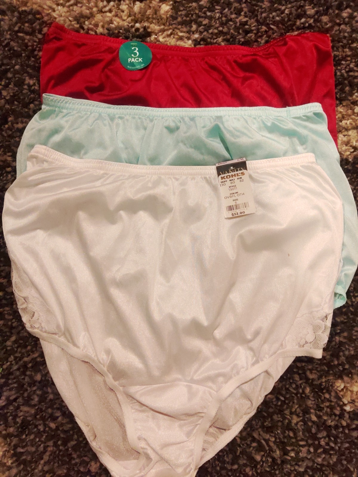 Lot Of 3 Sz 6 VanityFair “Perfectly Yours” Traditional Brief Panties 100% Nylon