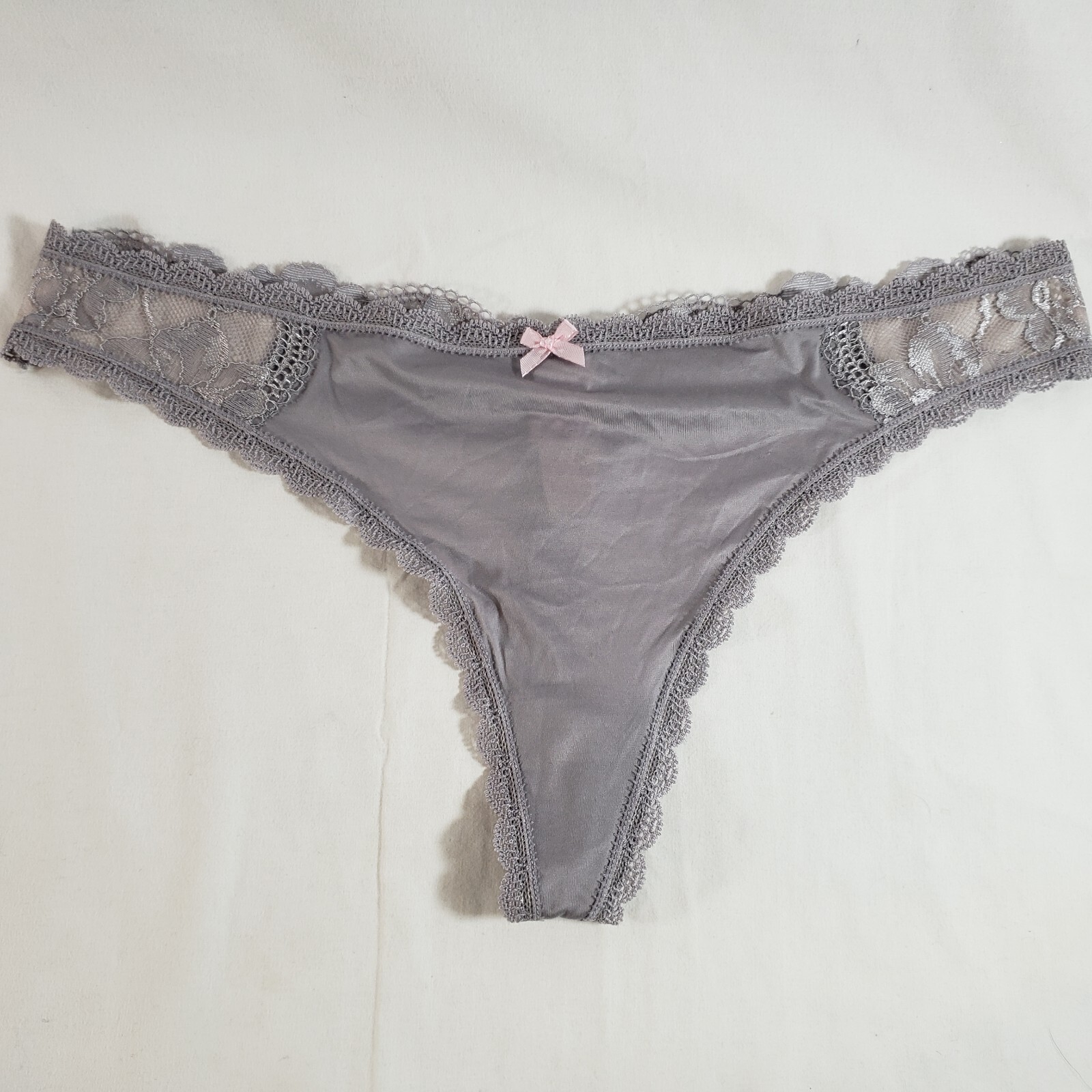 Victoria’s Secret Dream Angels Thong Large Satin Mauve Purple Gray