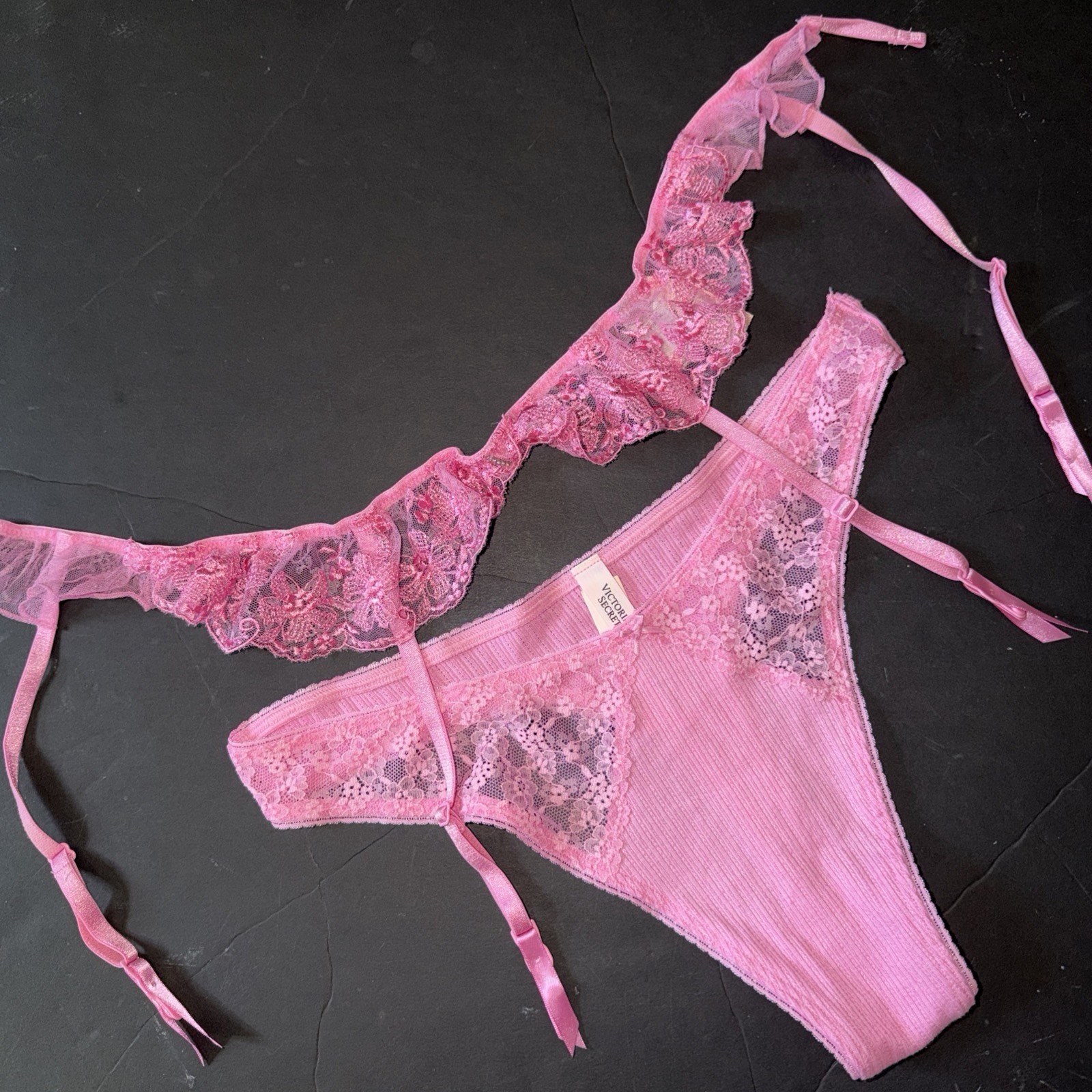 Victoria’s Secret M thong panty+M/L GARTER Belt PINK sugar Floral Embroidered
