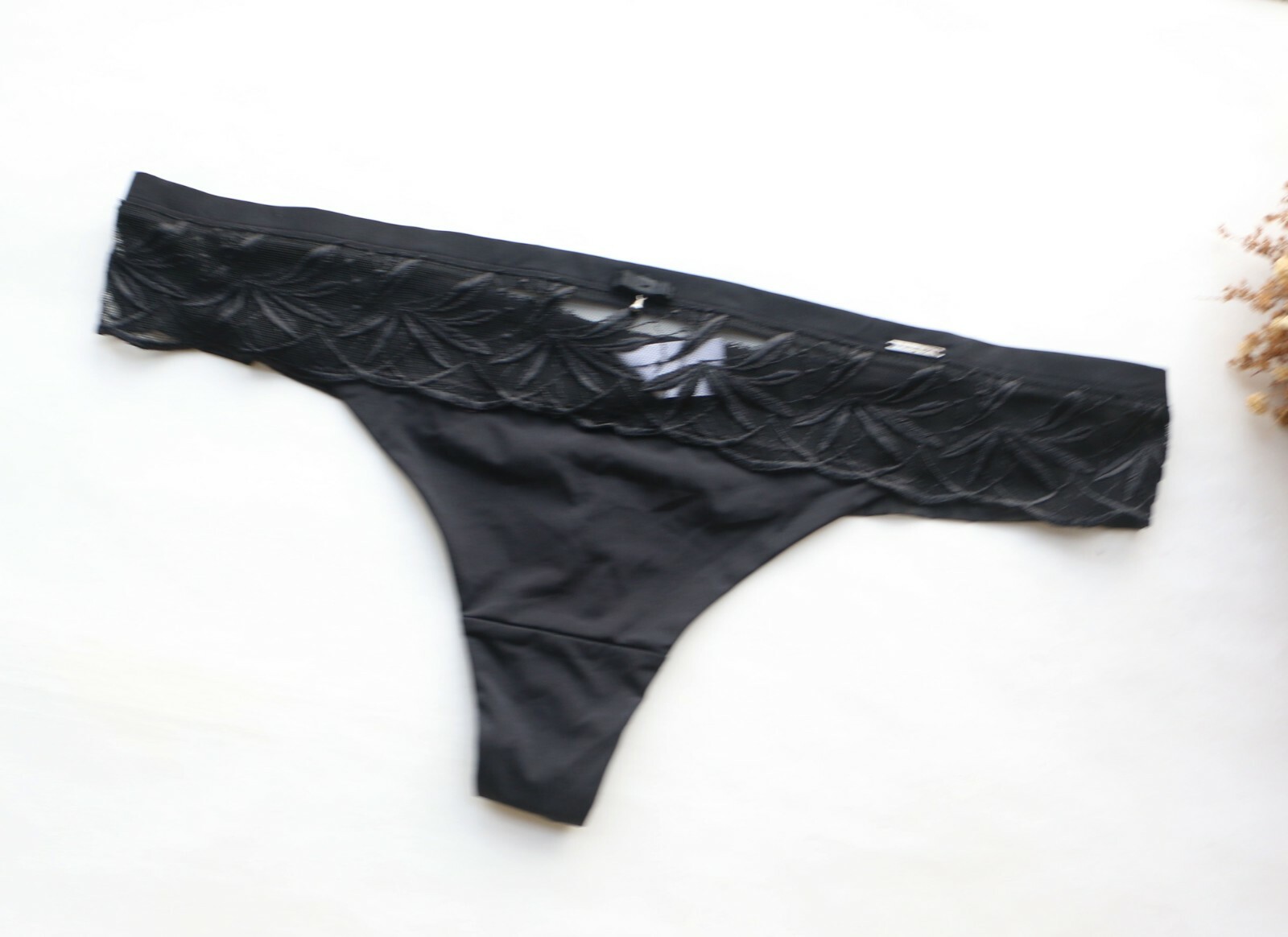Women Thong smooth&embroidery Underwear Hipster G-string Panties Black M-2XL-4XL