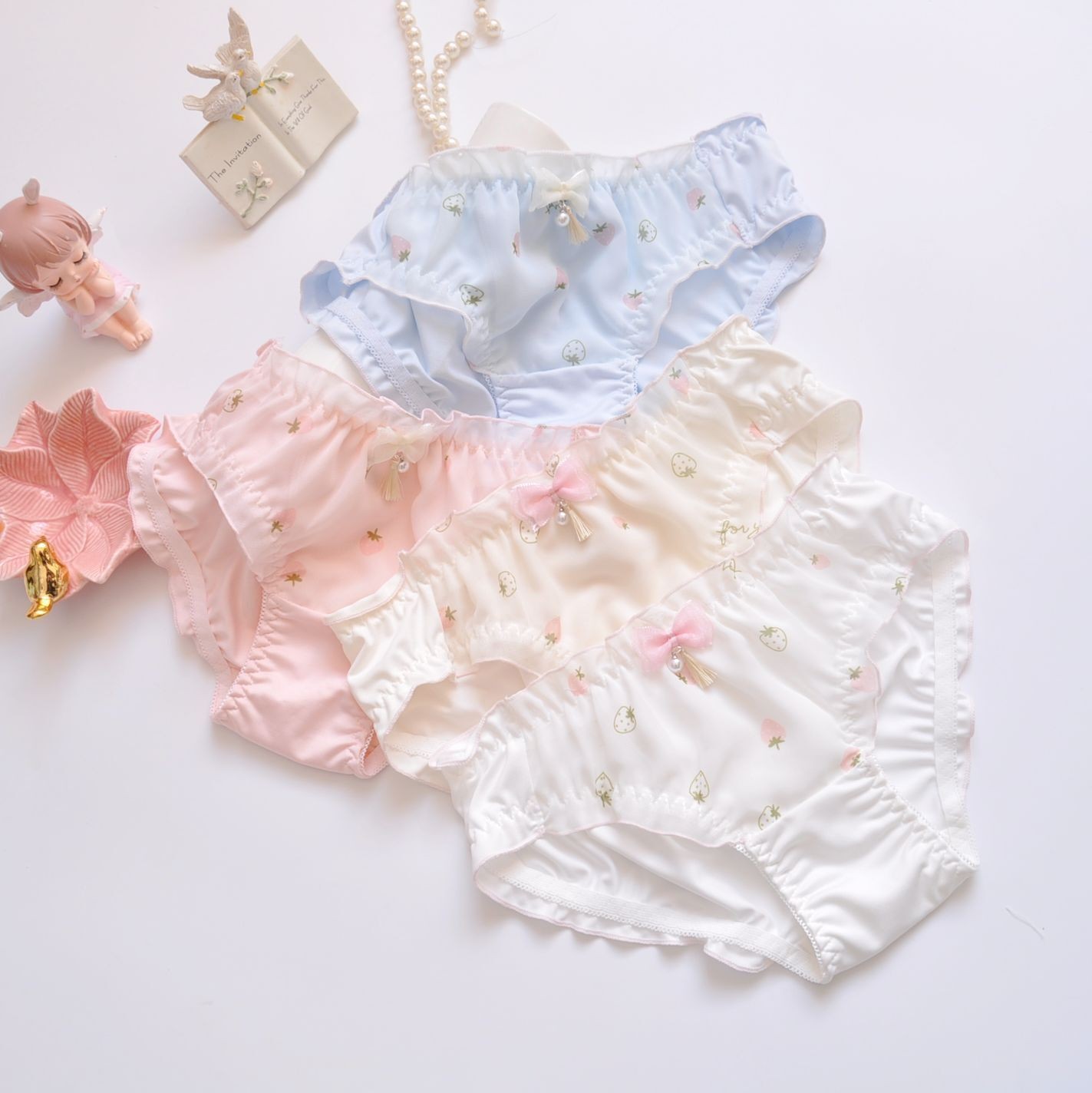 4pcs Womens Satin Panties Underwear Ruffle Shiny Knickers Cheeky Hipsters Lots