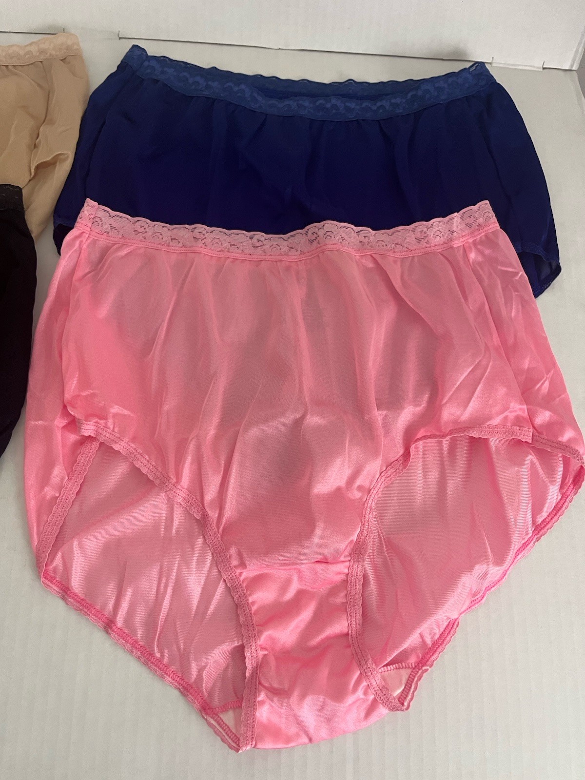 JMS Just My Size 100% Nylon Panties Women’s 10 Set of 4 Lace Waistband Shiny