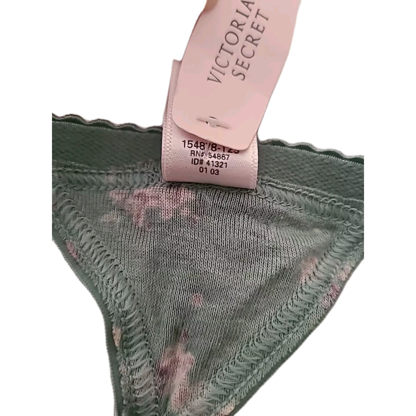 NWT Vintage Victoria’s Secret Small V-String Thong Panties Cotton 2003 Y2K RARE