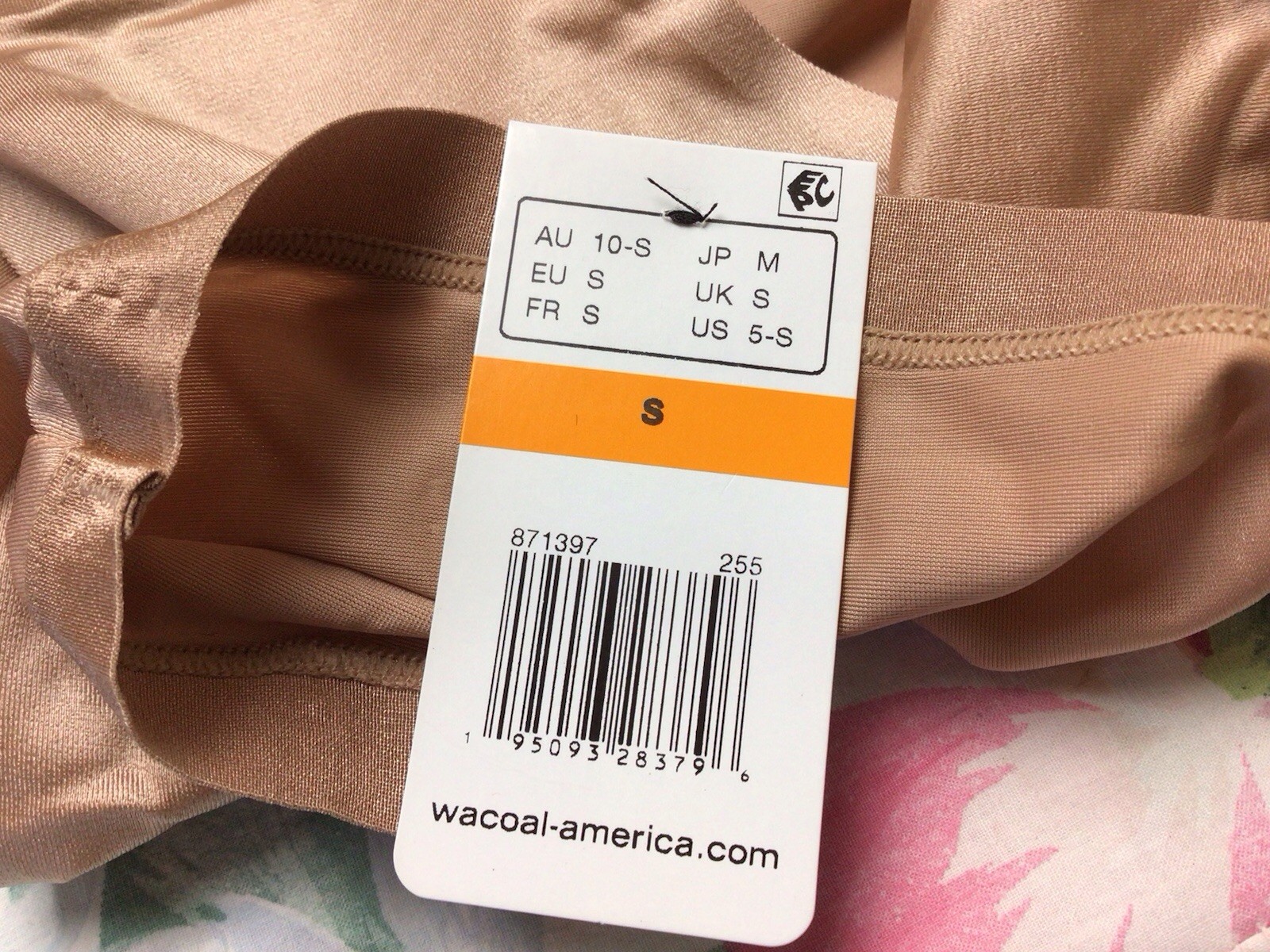 Wacoal Women’s Beige Inner Sheer Hi-Cut Panties Size Small 871397