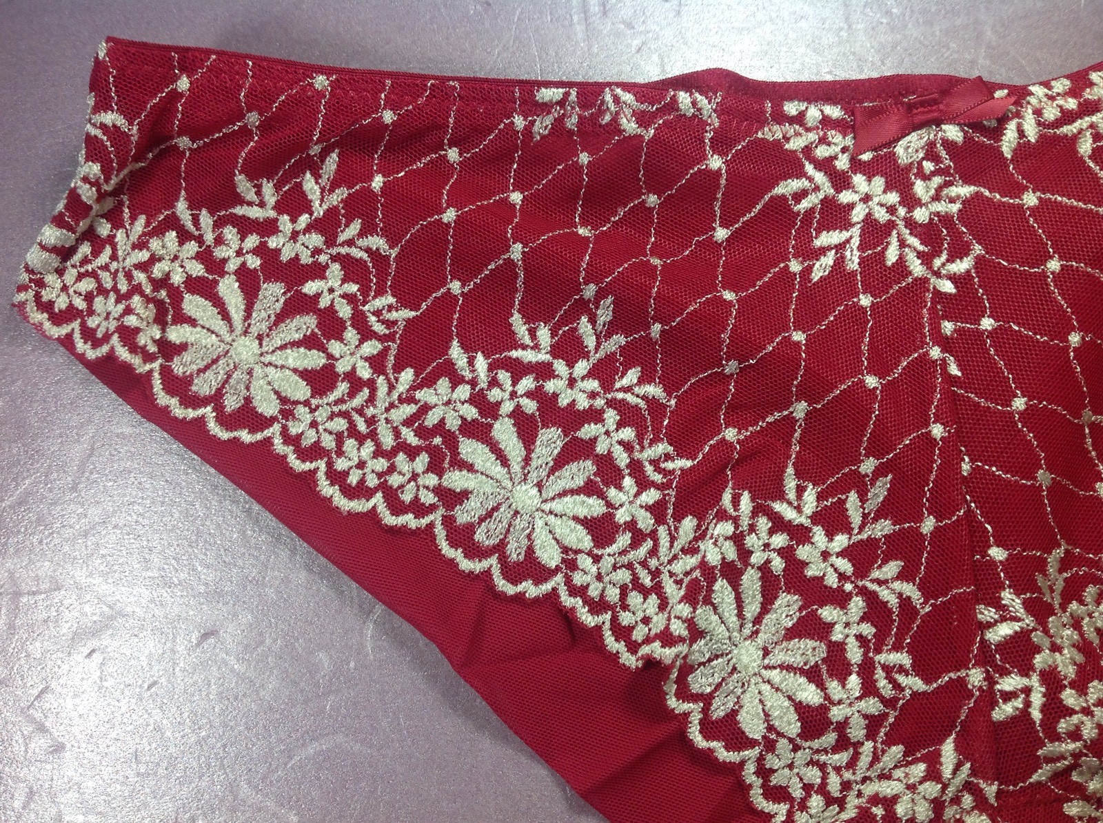 Women Panties,bikinis ILUSION Size L. Red Floral W/gauze Fishnet Decoration