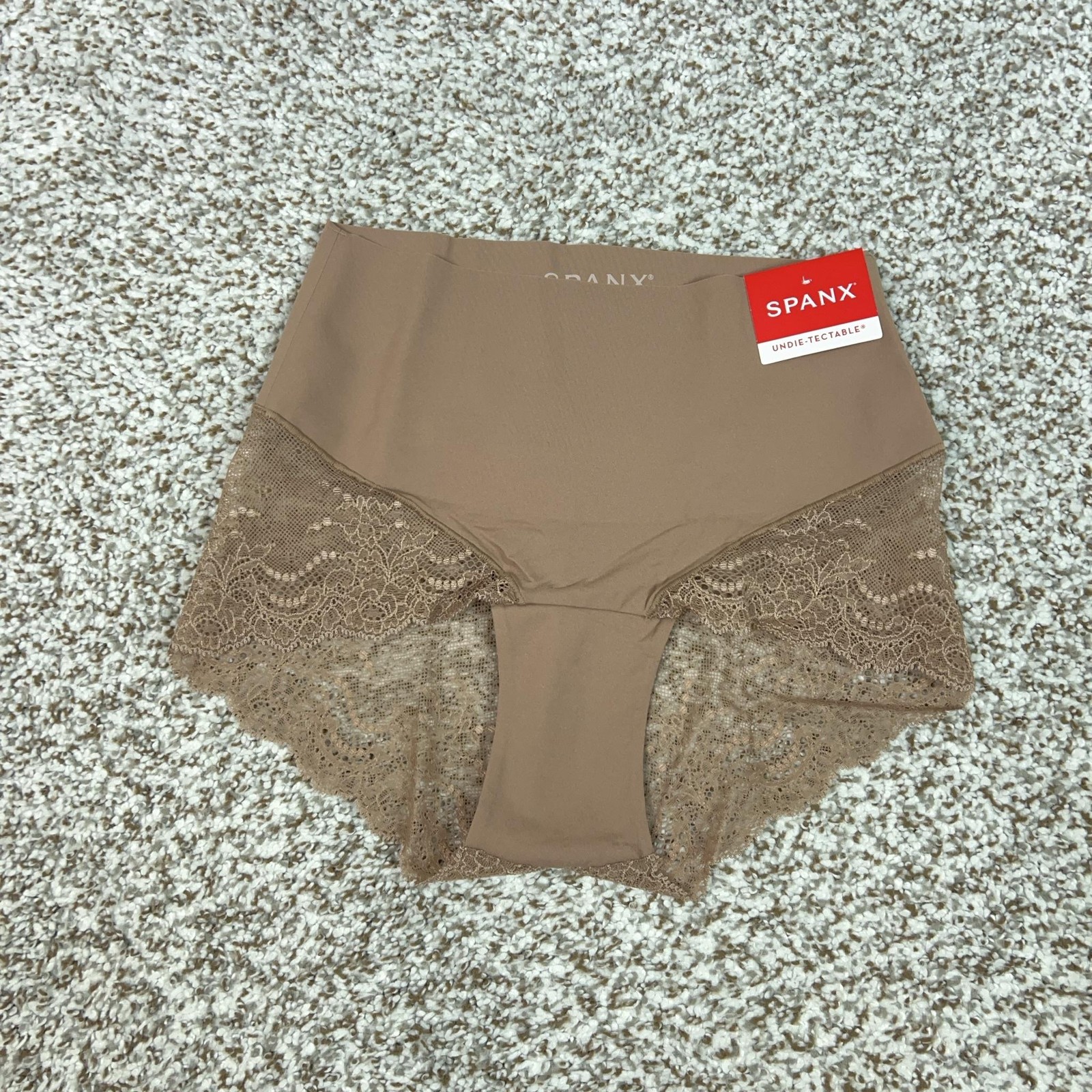 Spanx Panties Womens Small Beige Lace Hi Hipster Undie-tectable Shapewear Smooth