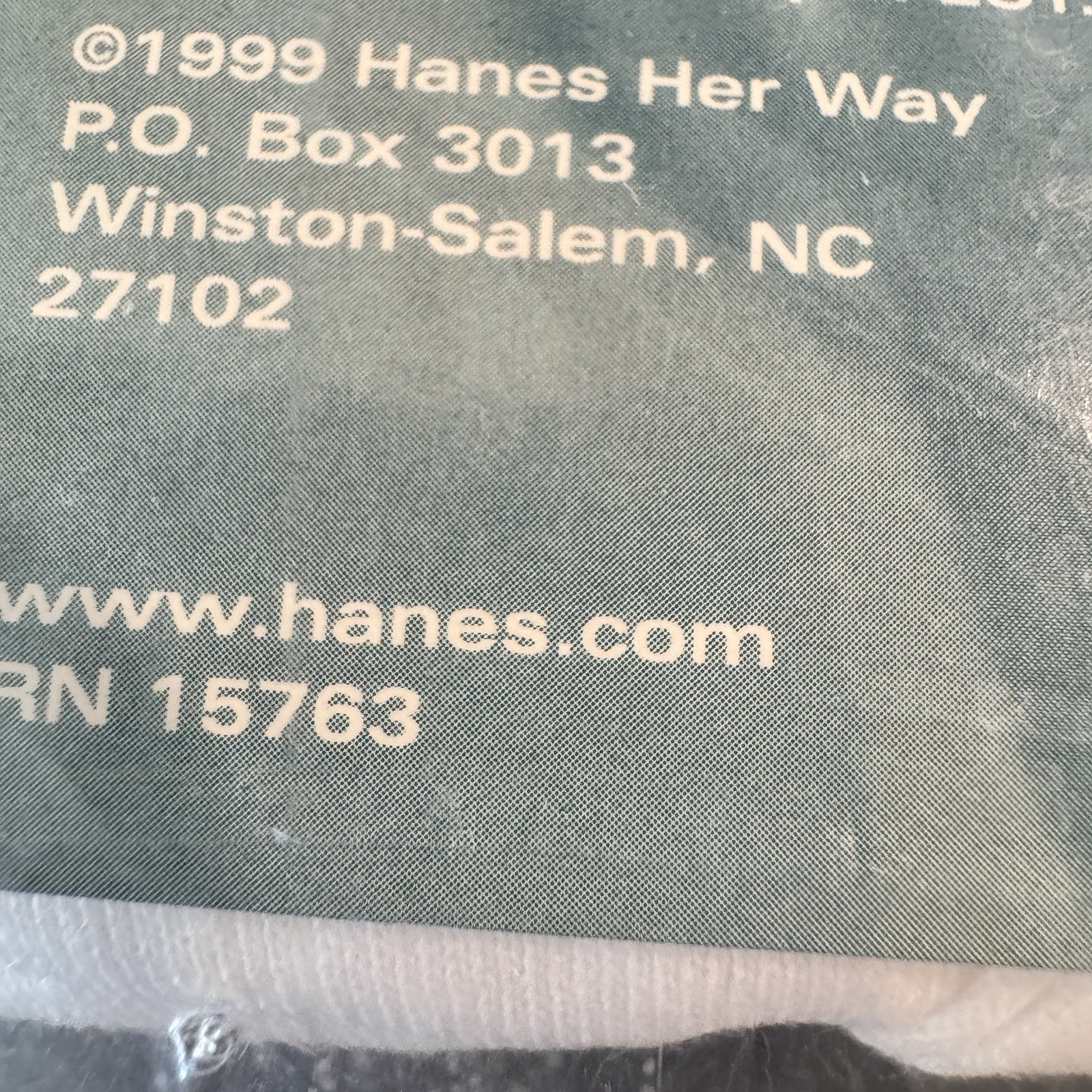 Vintage Hanes Her Way Cotton Brief Women Sz 9 White Wide Waist Band 90s 3Pk 1999