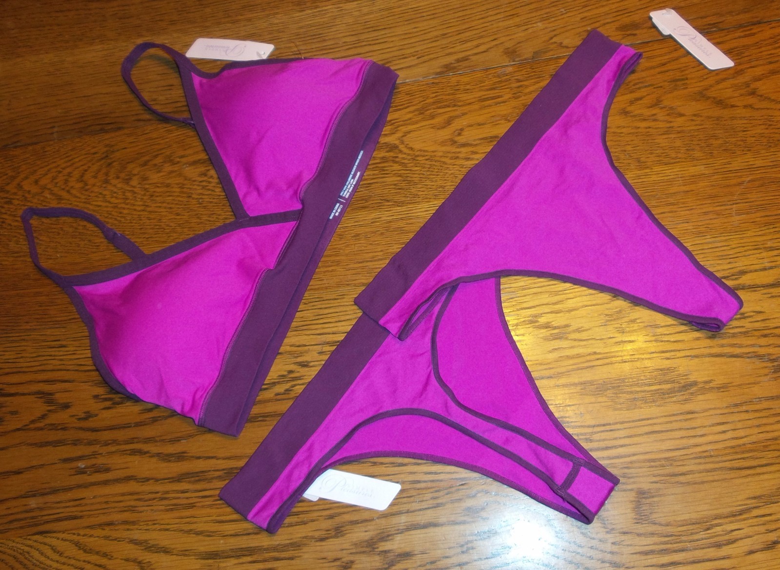Size XL NWT Simple Pleasures Fuschia Burgundy 2 Thongs PANTIES + BRA