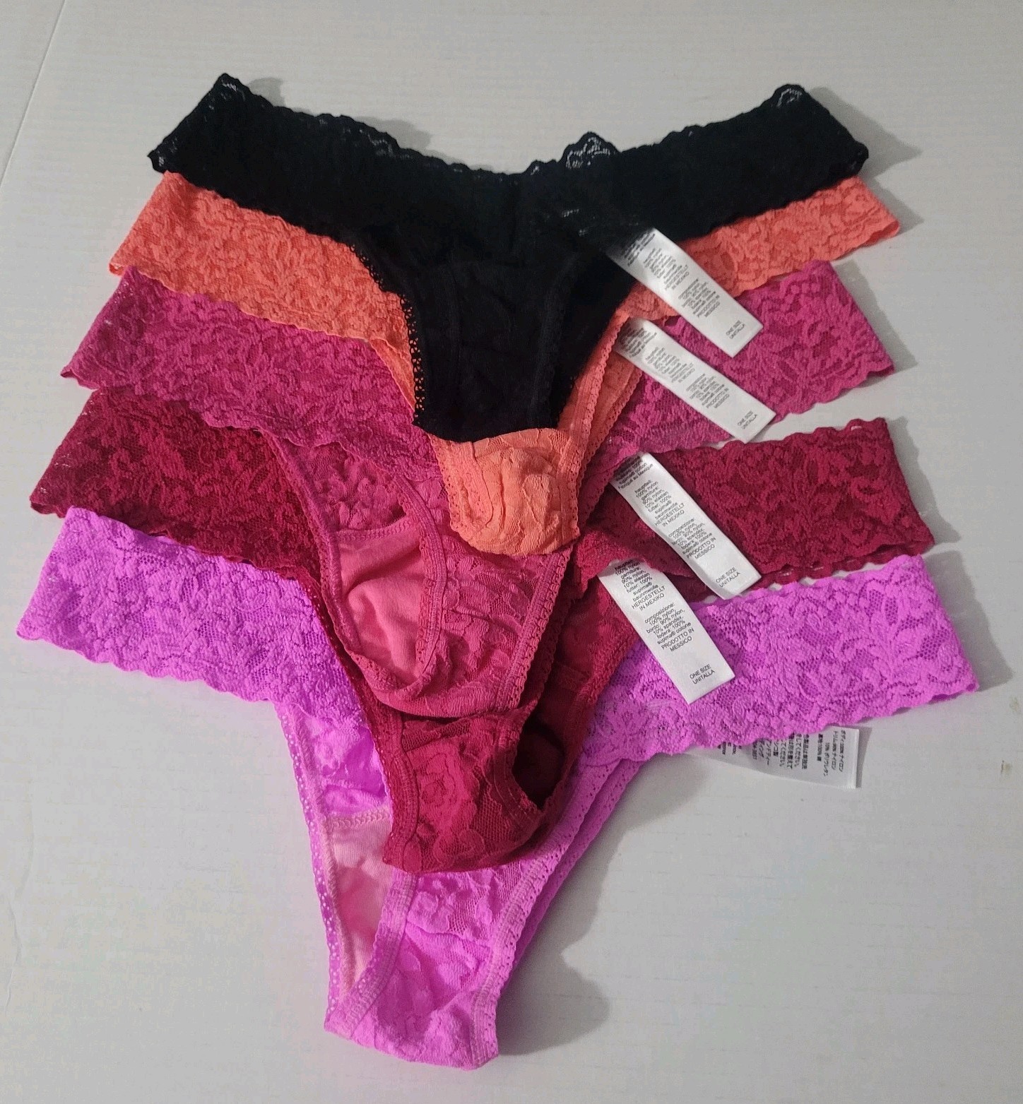 HANKY PANKY LACE LOW RISE THONG SET OF 5 ASSORTED COLORS ONE SIZE