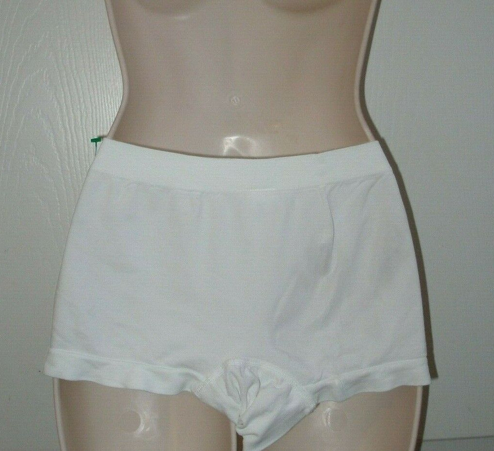 Women’s Brief Style Panties White Comfortable Lightweight Stretch Fabric Medium