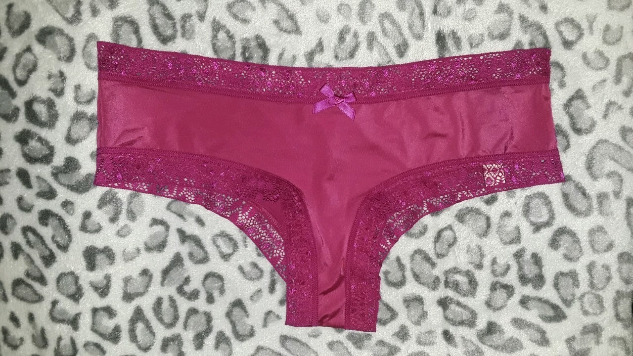 VS very sexy snake lace cutout cheeky panty NEW size small magenta