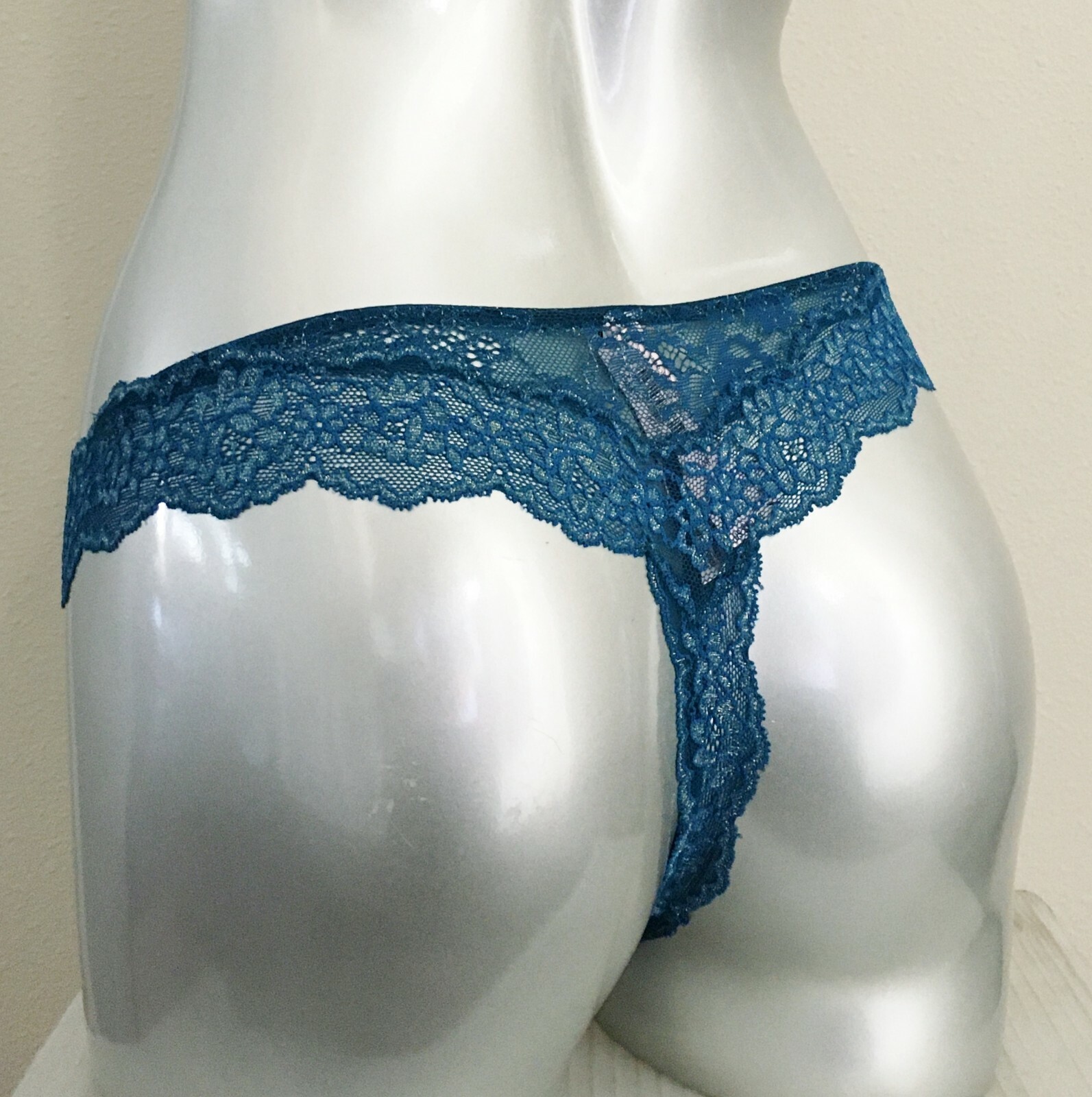 Nwt Victorias Secret Dream Angels Corded Lace Thong Panty Teal Star M