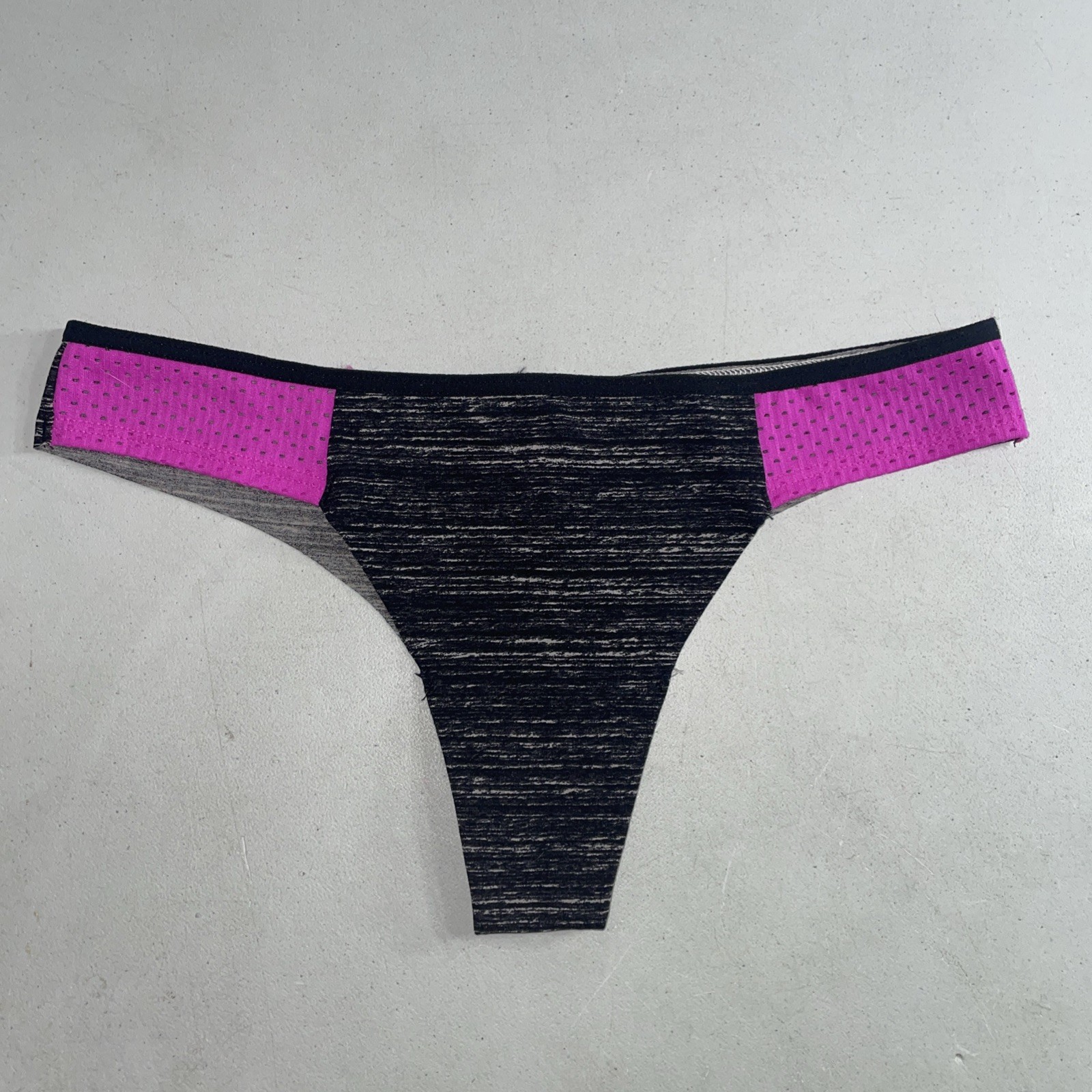 Victoria’s Secret PINK Black Purple Thong Panties – Medium NEW NWT