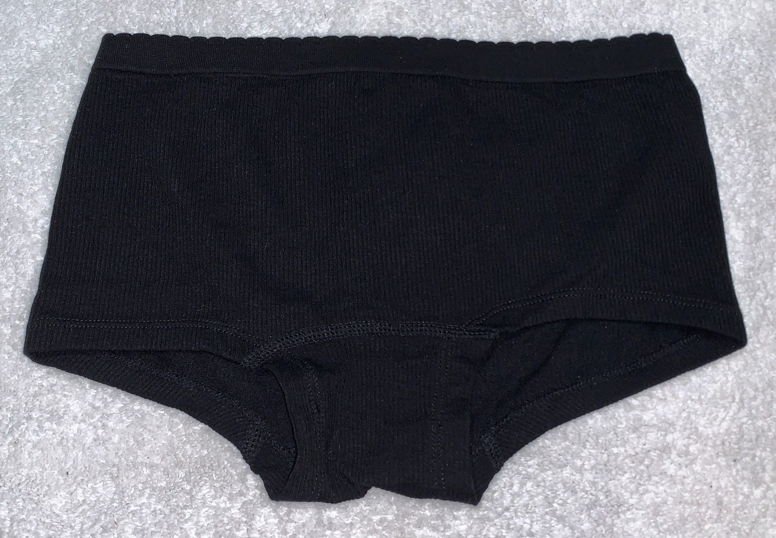 OUT FROM UNDER Black Seamless Ribbed Knit Boyshort Panty Womens Sz S 5